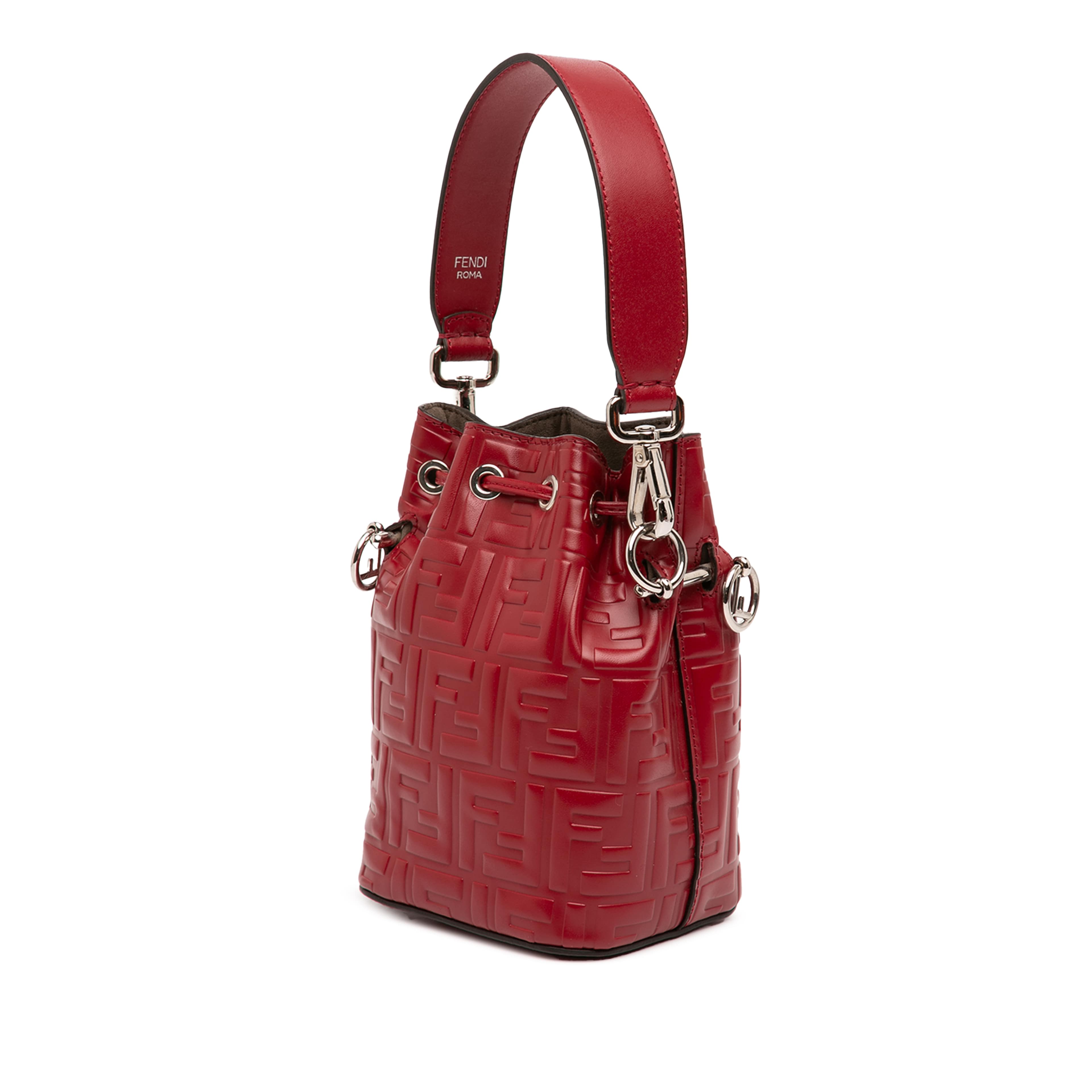 Fendi Mini Zucca Embossed Leather Mon Tresor Bucket Bag, från Luxclusif, i färgen röd. Klicka för att öppna bilden i stort format
