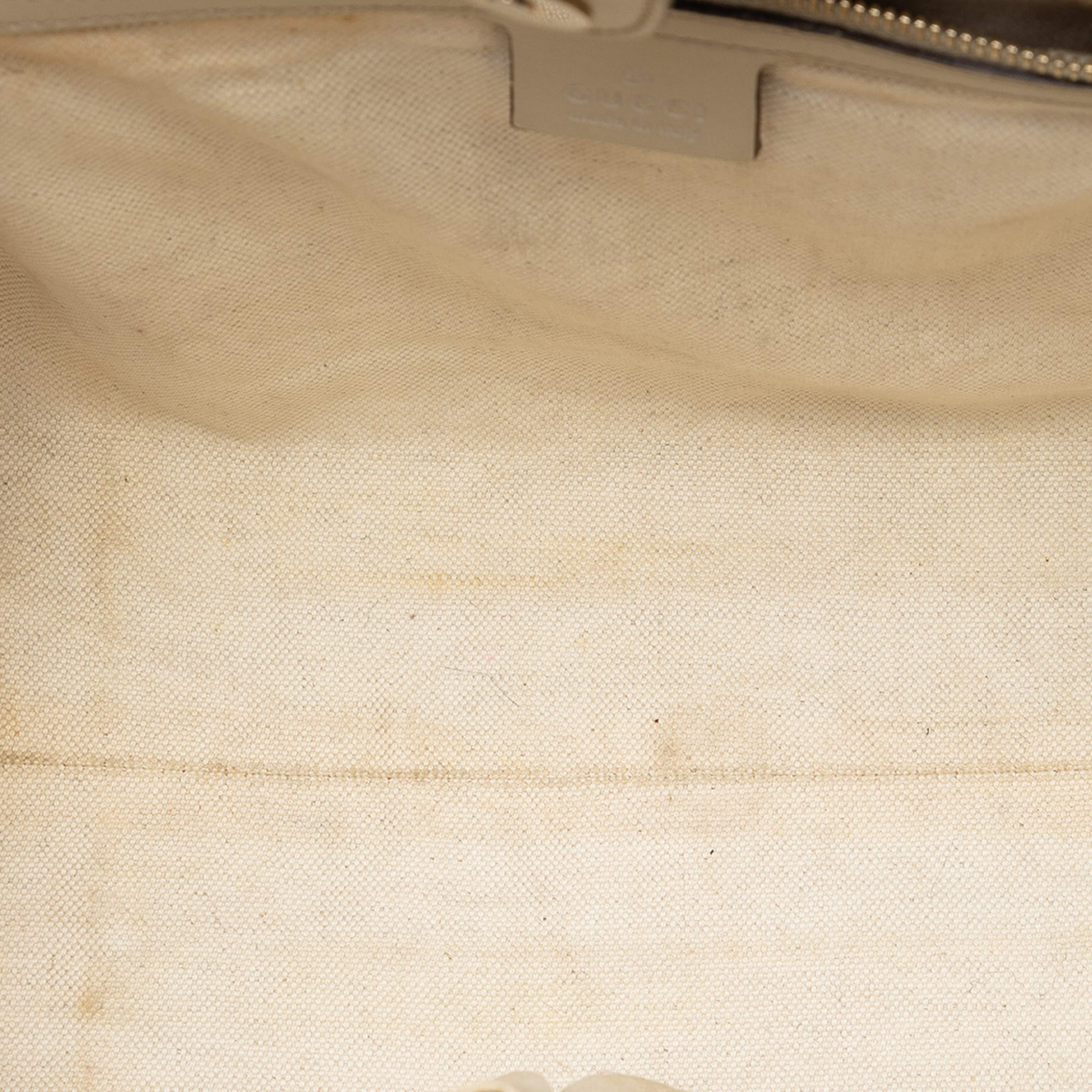 Gucci Gg Canvas Web Mayfair Tote, från Luxclusif, i färgen beige. Klicka för att öppna bilden i stort format