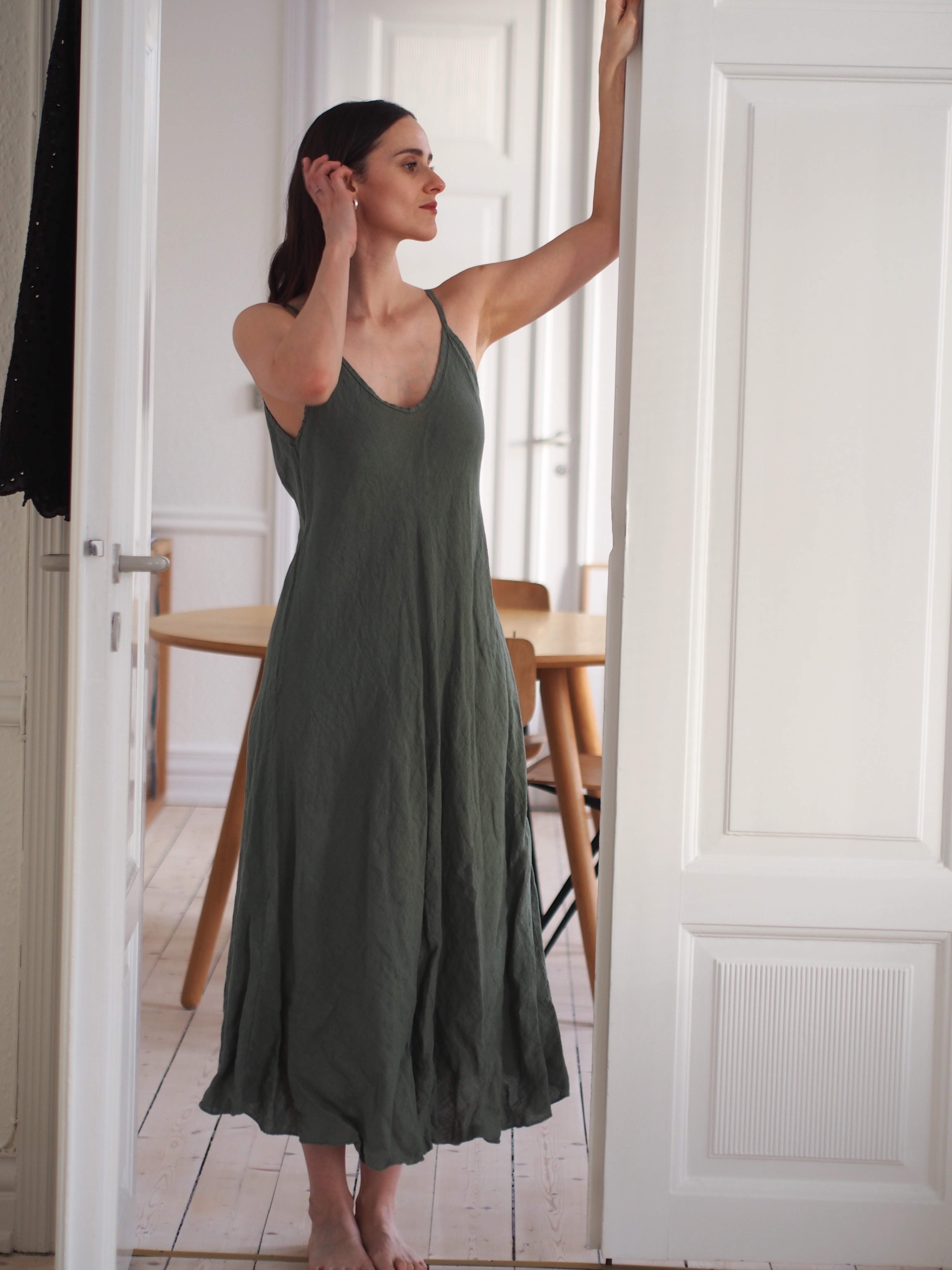 Abbelone, Long Dress, Linen - Army