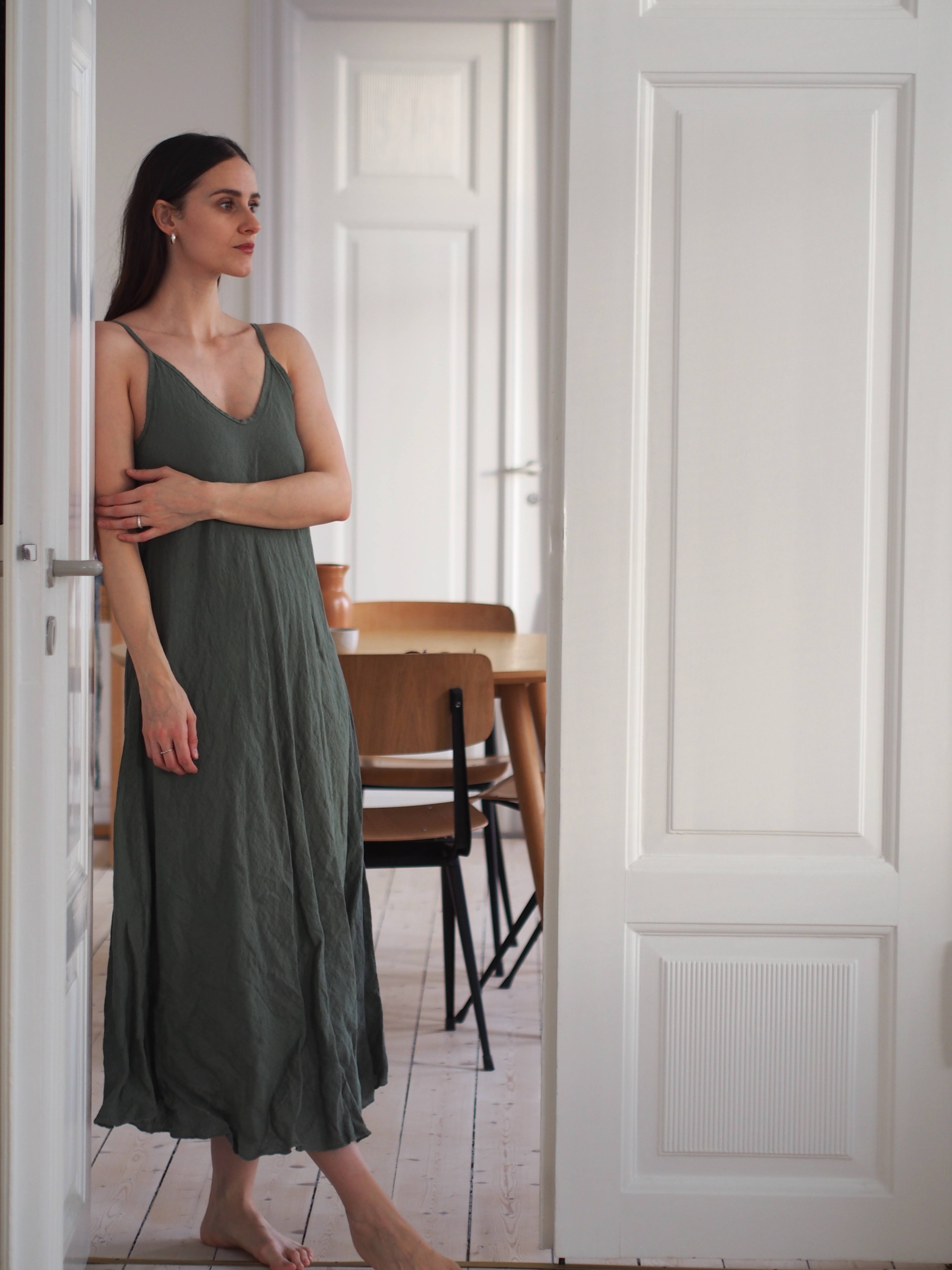 Abbelone, Long Dress, Linen - Army