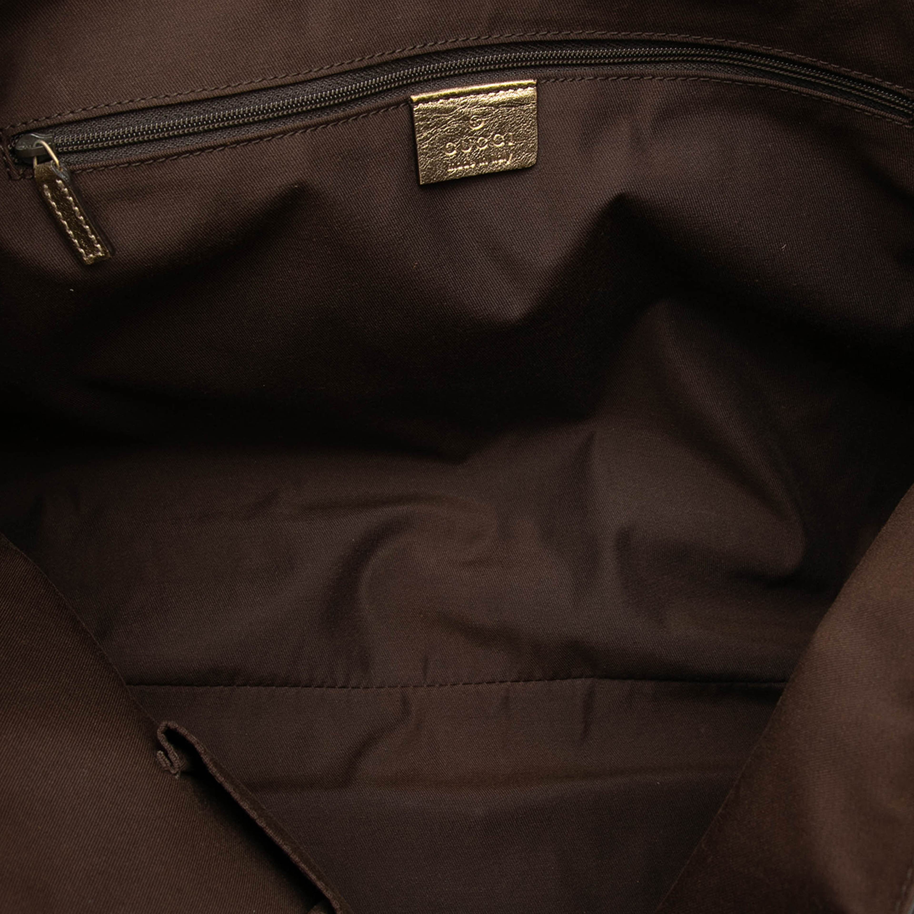 Gucci Gg Satin Abbey D Ring Tote, från Luxclusif, i färgen dark brown. Klicka för att öppna bilden i stort format