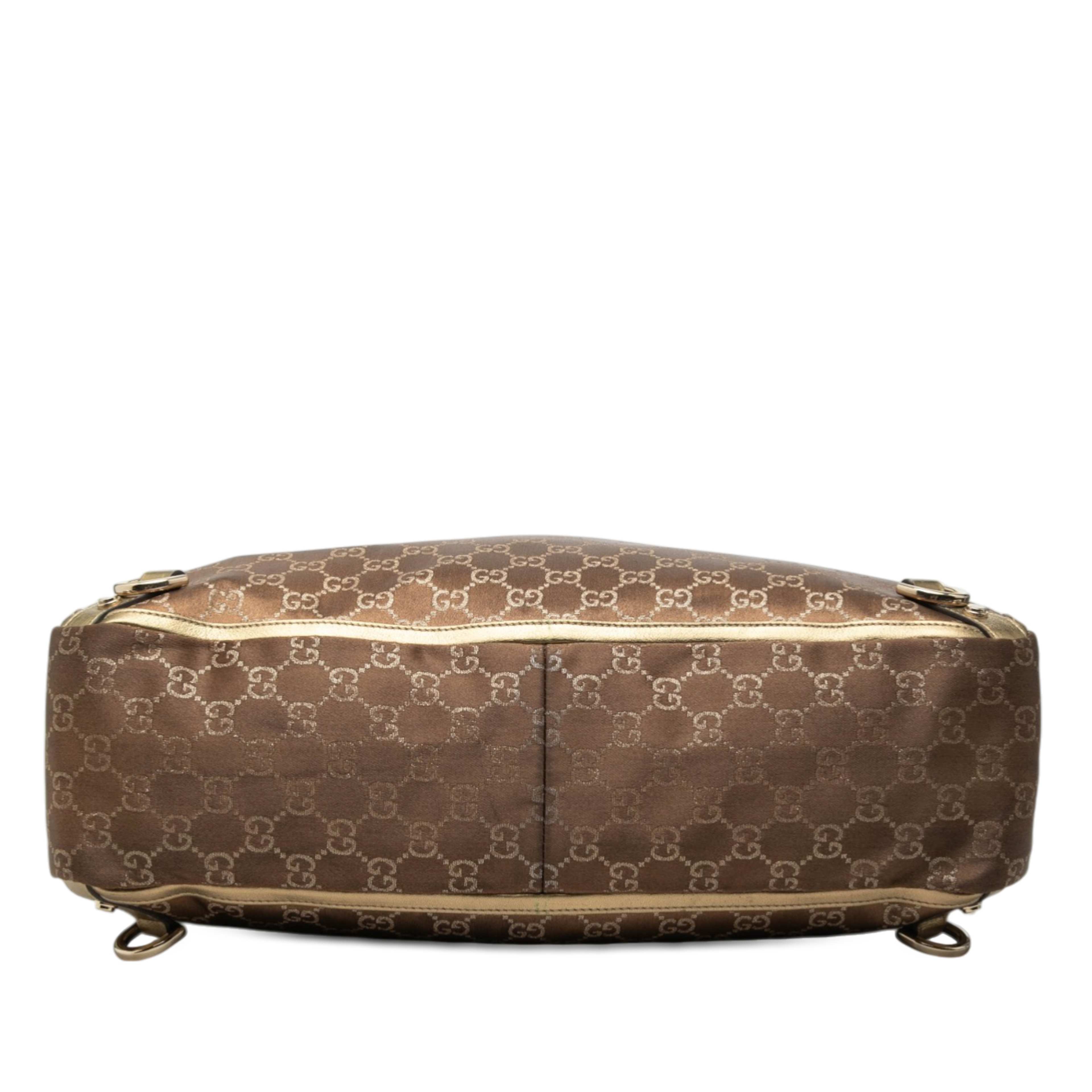 Gucci Gg Satin Abbey D Ring Tote, från Luxclusif, i färgen dark brown. Klicka för att öppna bilden i stort format