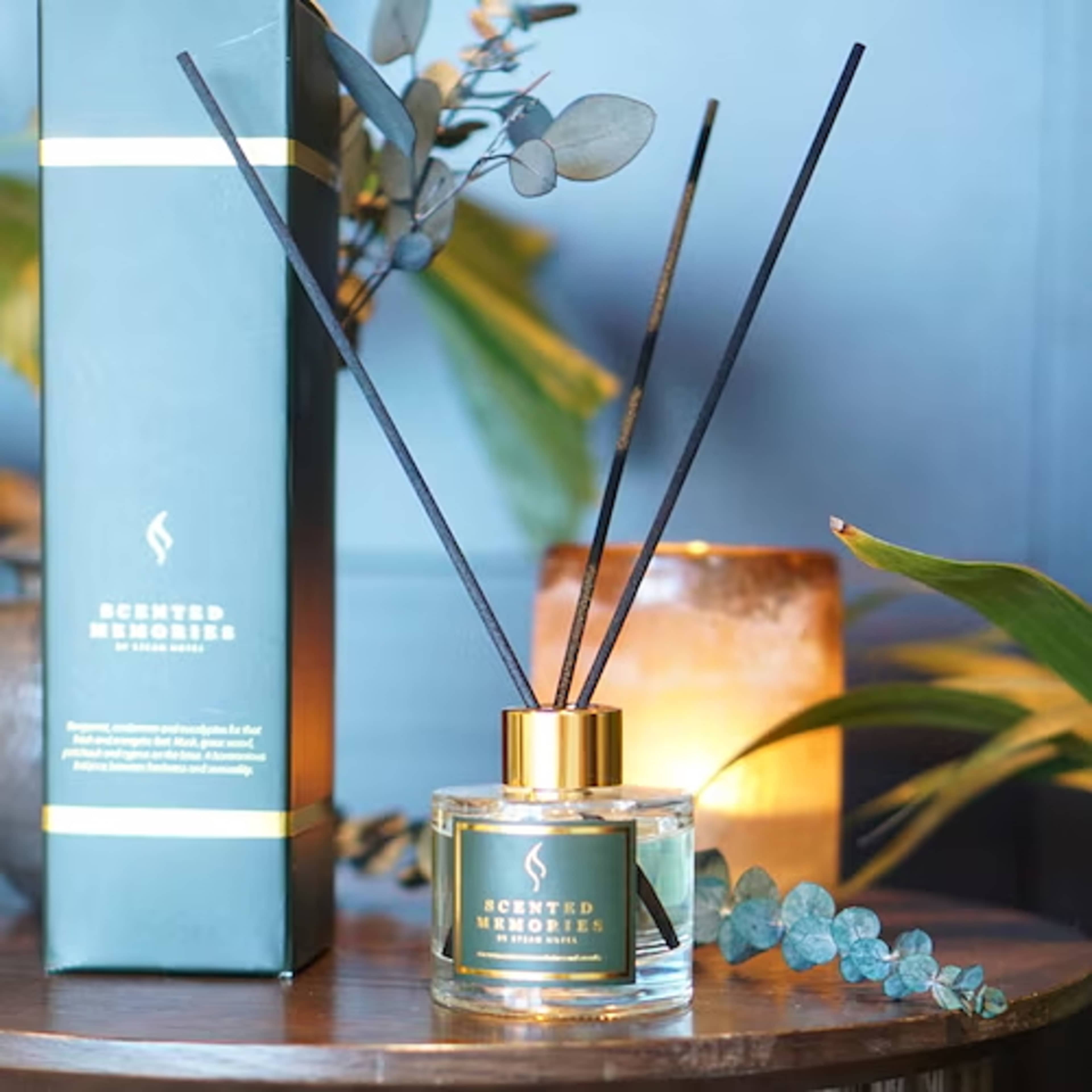 Scented Memories By Steam Hotel - Diffuser, från Home of ESS, i färgen multicolor. Klicka för att öppna bilden i stort format