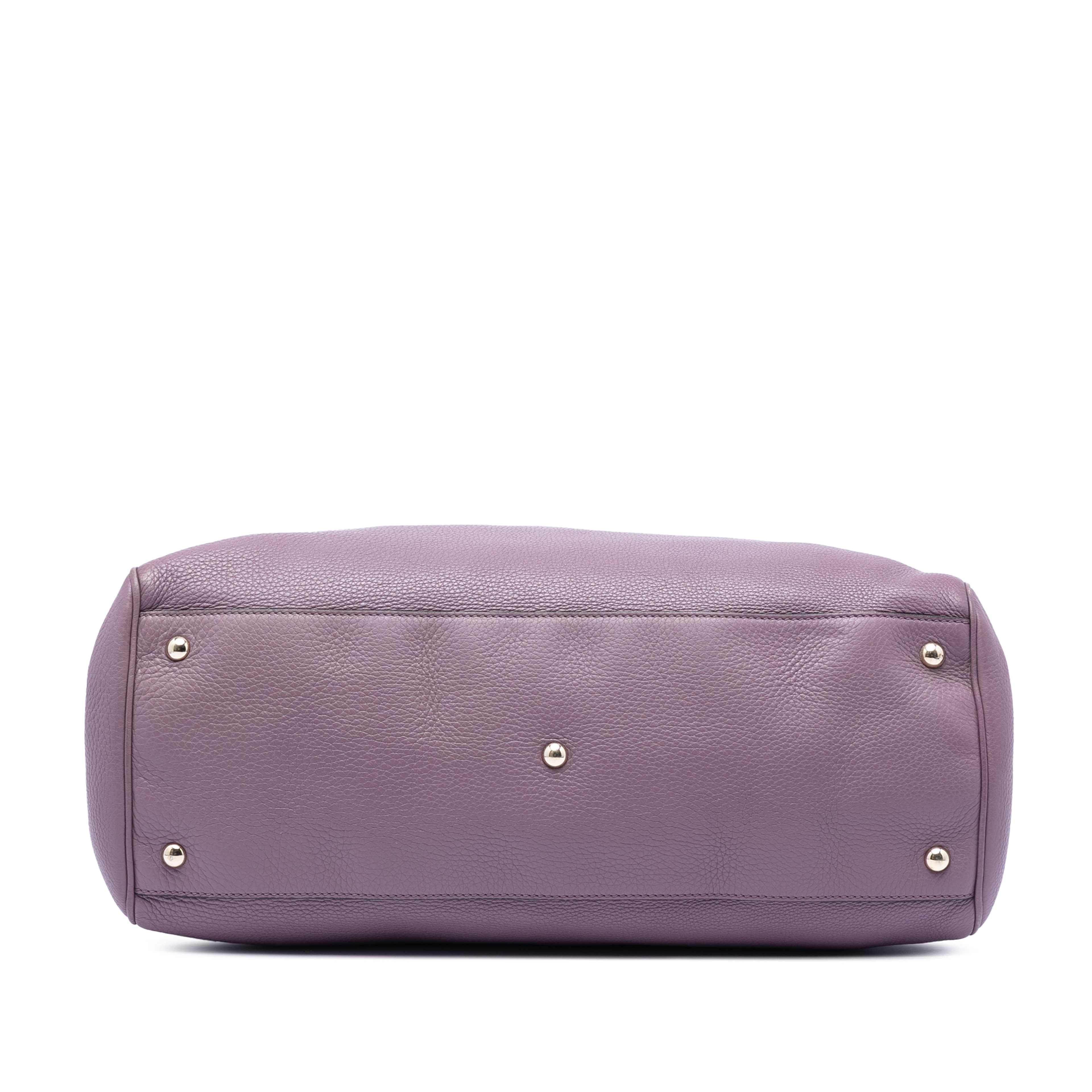 Gucci Large Calfskin Bamboo Shopper Satchel, från Luxclusif, i färgen purple. Klicka för att öppna bilden i stort format