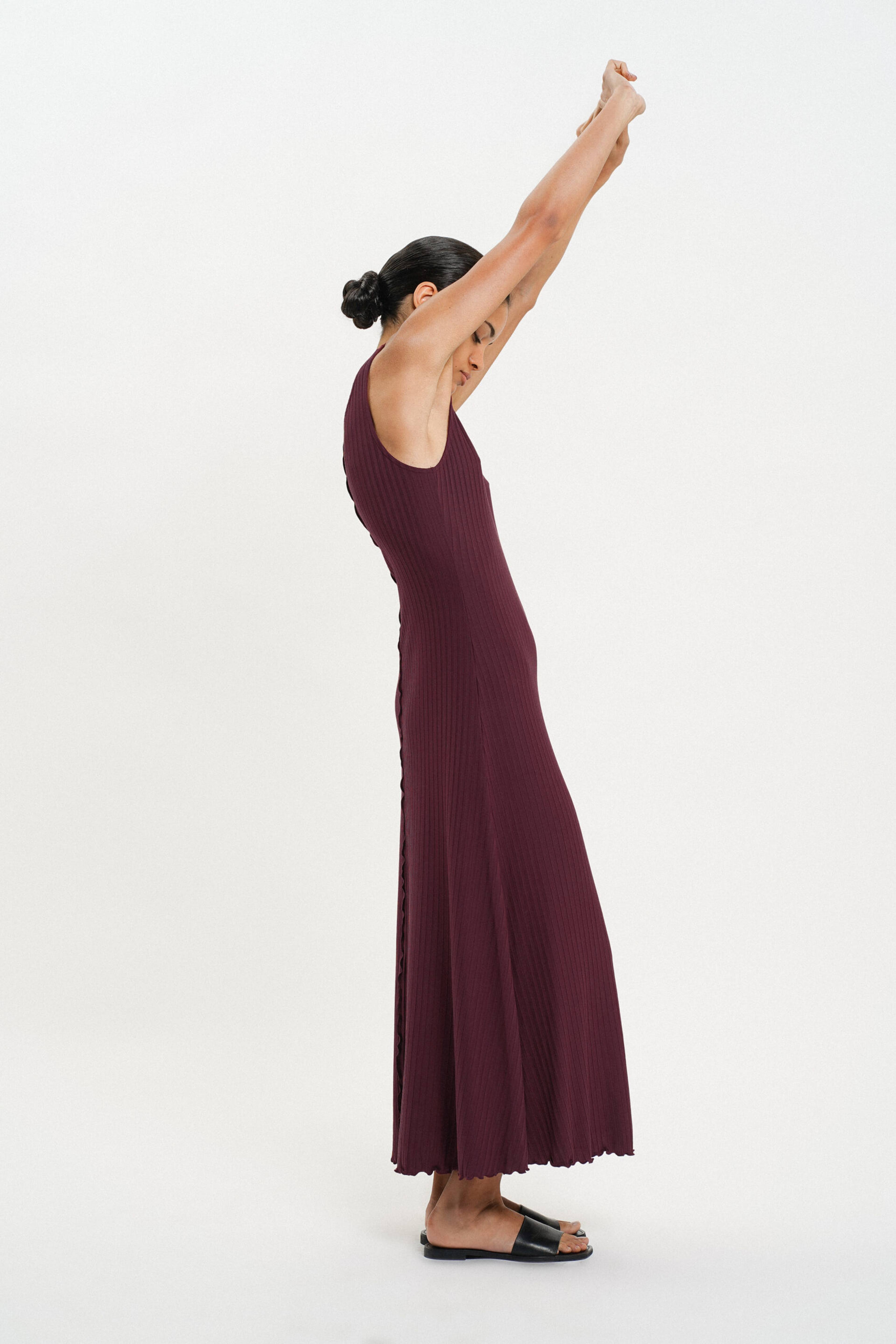 Poulette Dress - Wine, från Residus, i färgen red. Klicka för att öppna bilden i stort format