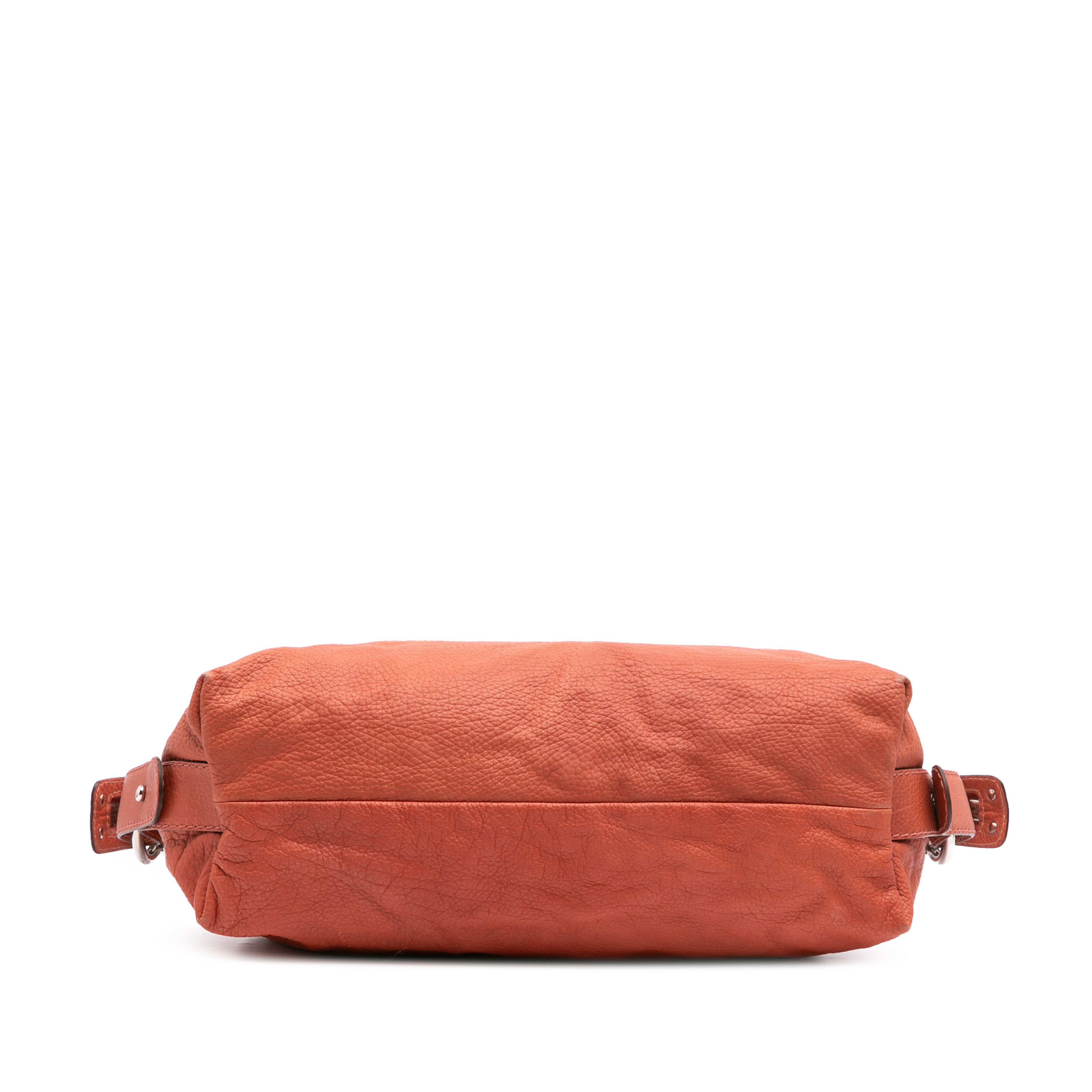 Gucci Medium Leather Bamboo Bar Tote, från Luxclusif, i färgen orange. Klicka för att öppna bilden i stort format