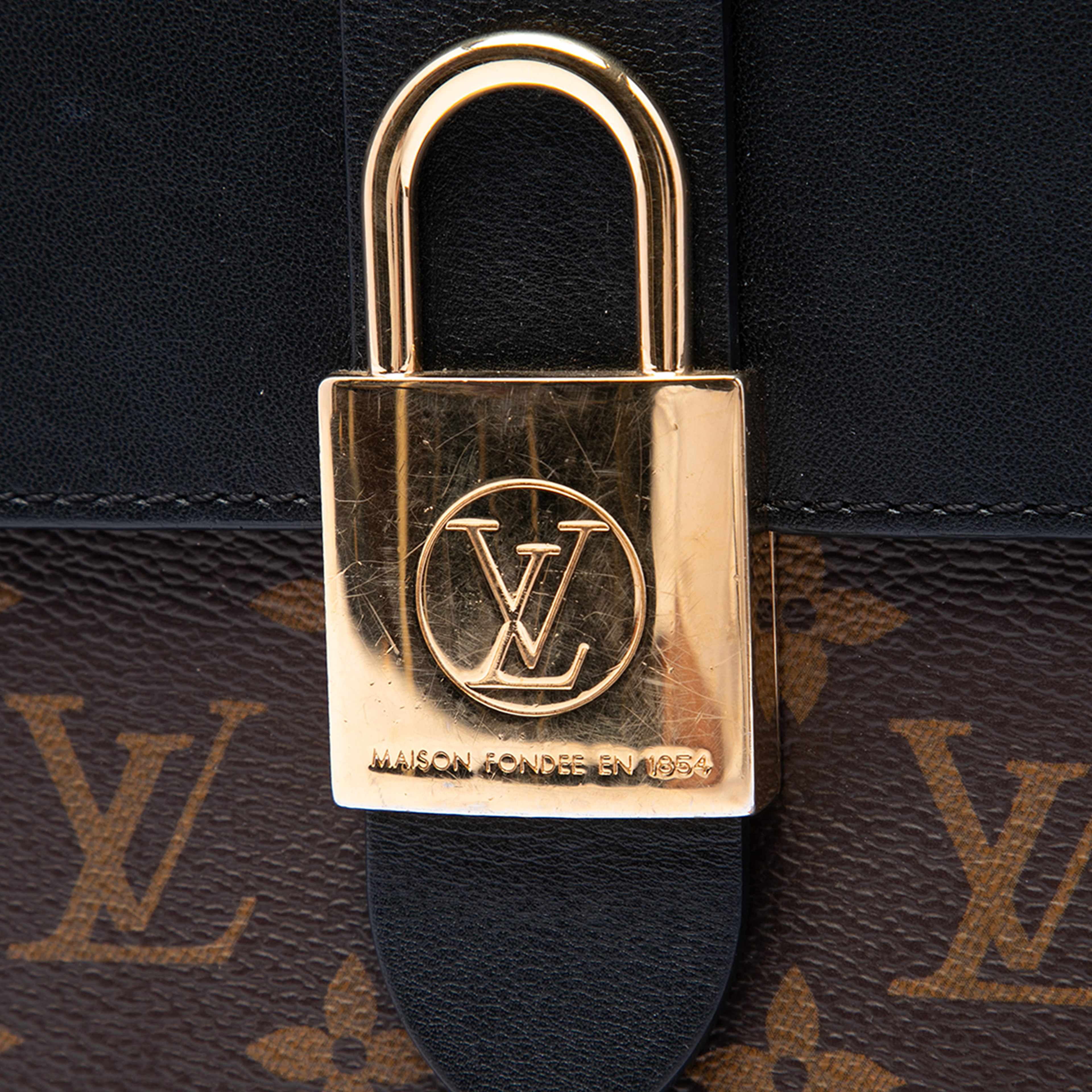 Louis Vuitton Monogram Locky Bb, från Luxclusif, i färgen svart. Klicka för att öppna bilden i stort format