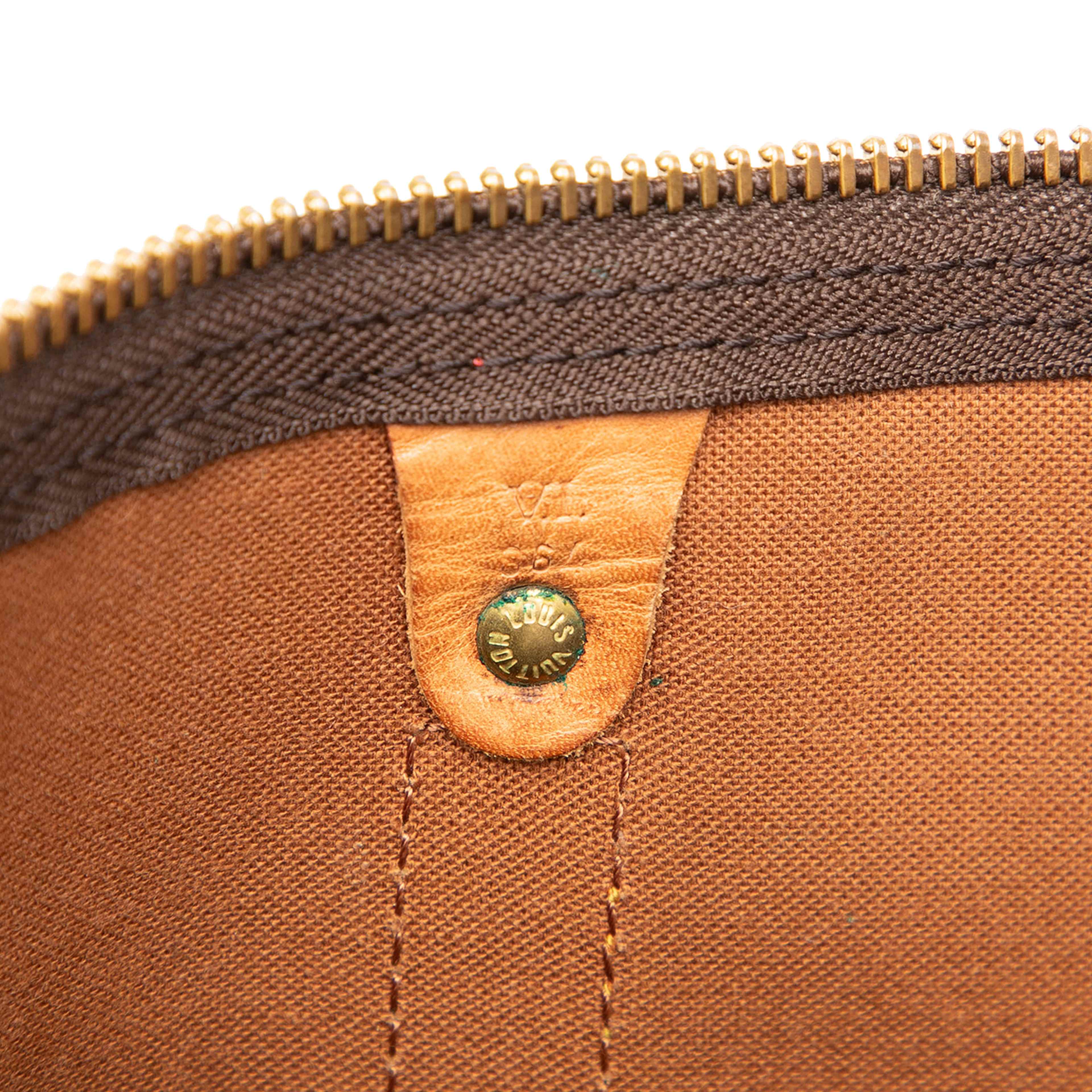 Louis Vuitton Monogram Keepall 50, från Luxclusif, i färgen brown. Klicka för att öppna bilden i stort format