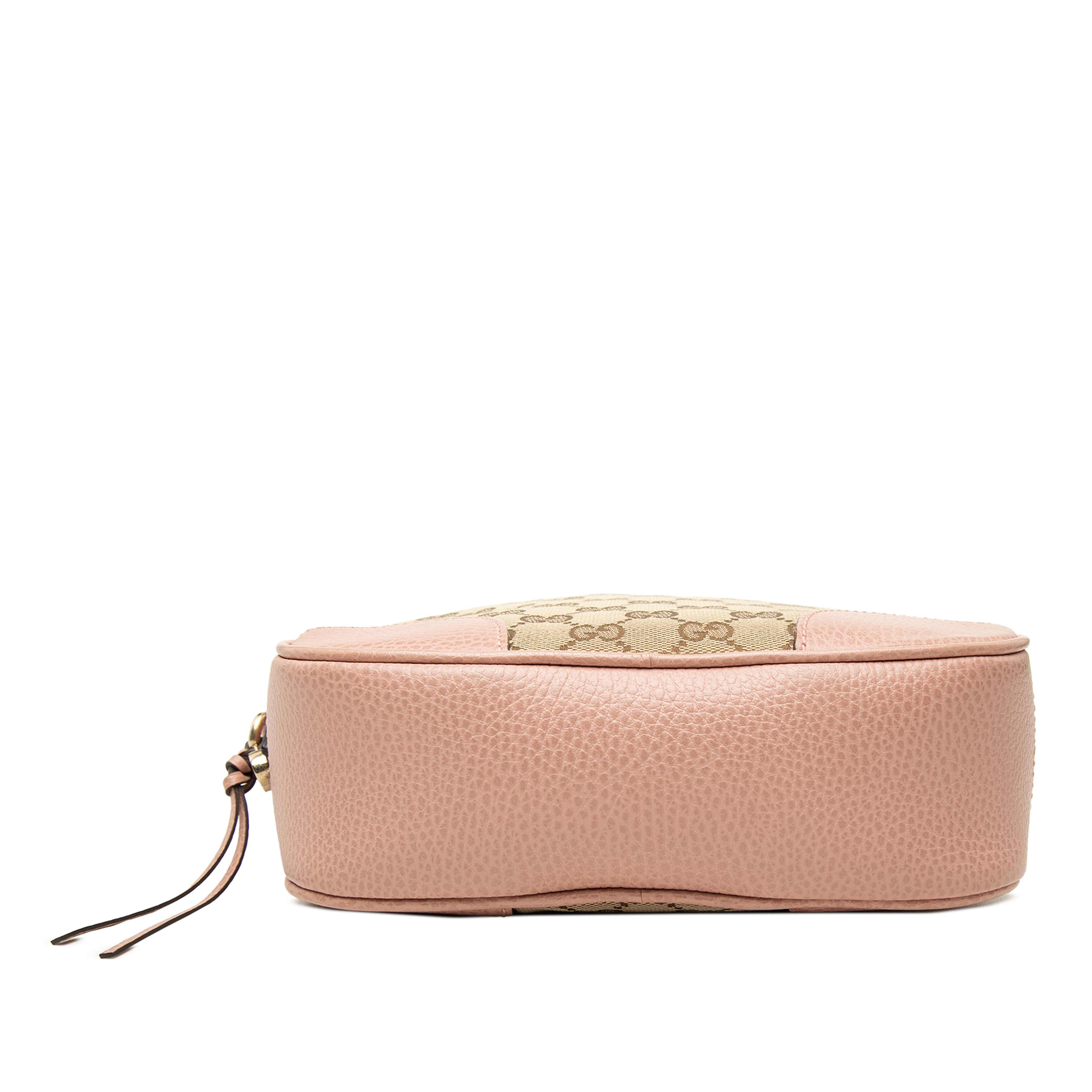 Gucci Gg Canvas Bree Crossbody, från Luxclusif, i färgen beige. Klicka för att öppna bilden i stort format