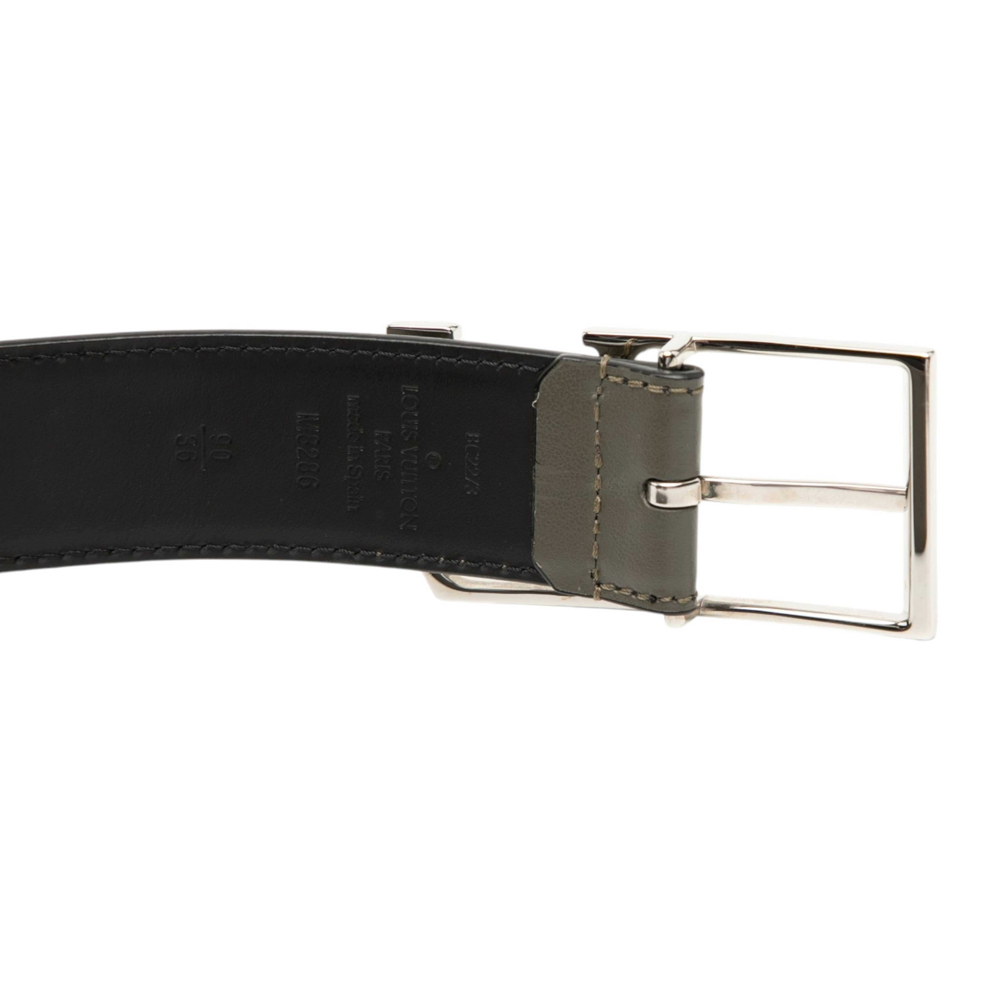 Louis Vuitton Leather Lv Initiales Skyline Belt, från Luxclusif, i färgen taupe. Klicka för att öppna bilden i stort format