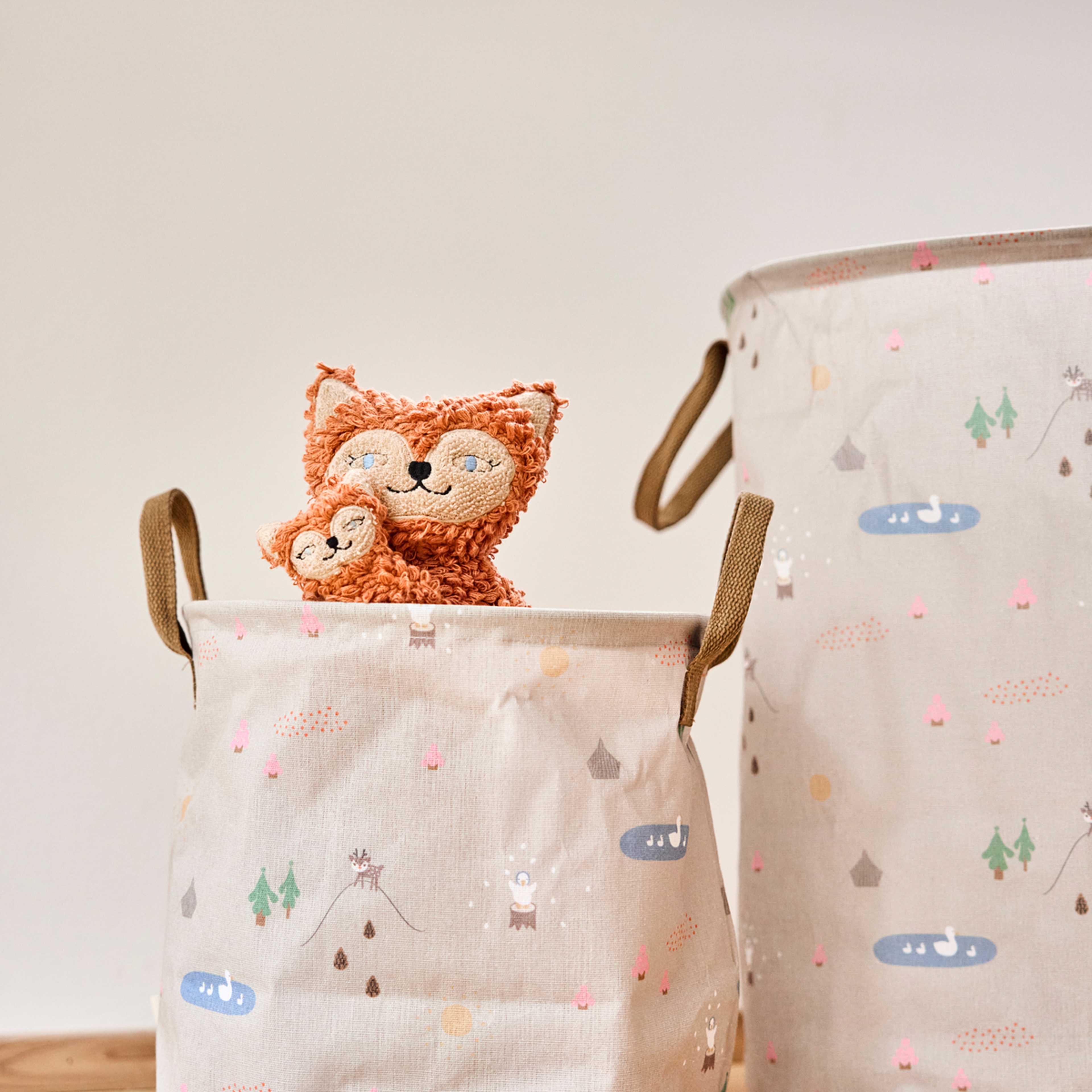 Deer & Duck Storage Basket Medium - Set Of 2, från OYOY Mini, i färgen beige. Klicka för att öppna bilden i stort format