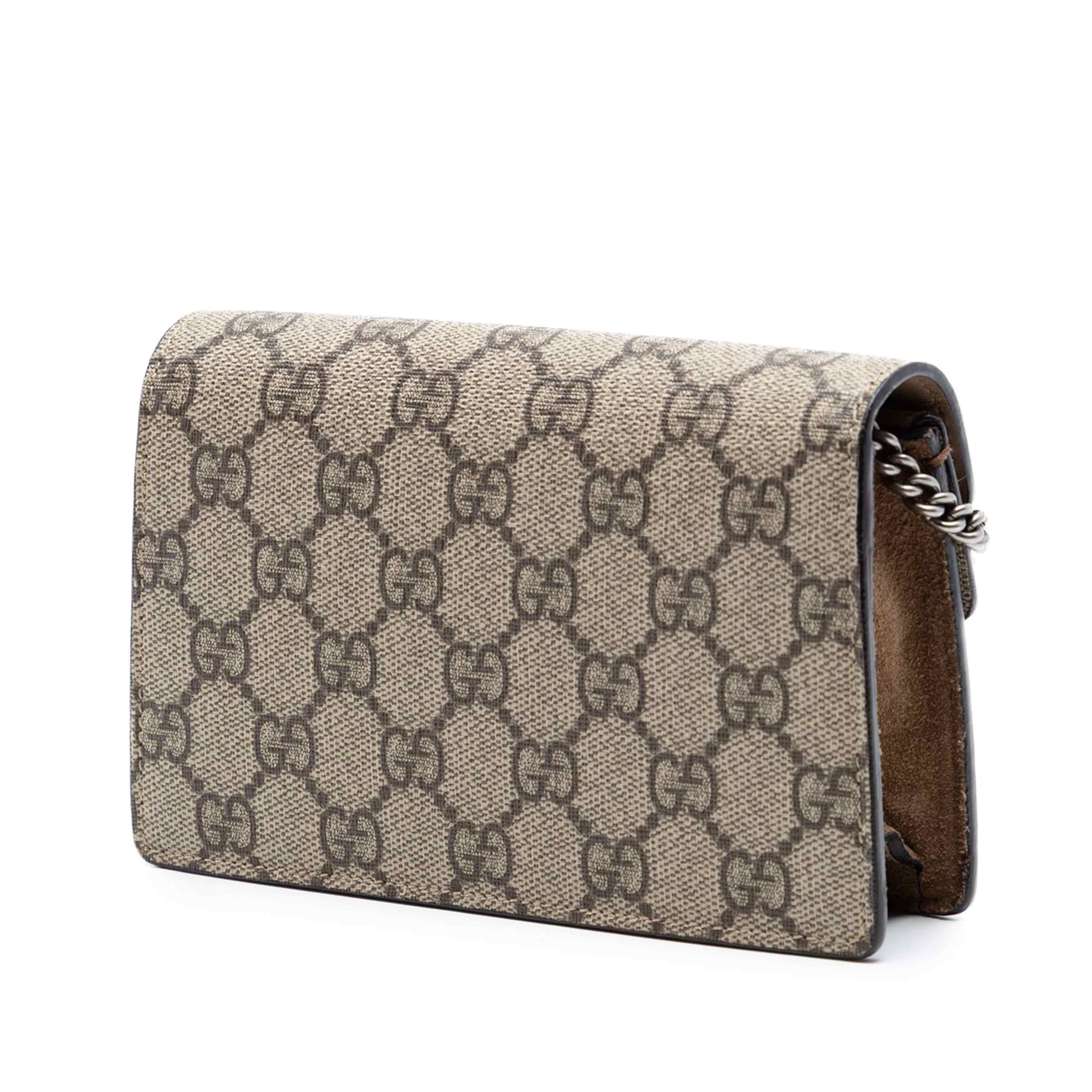 Gucci Mini Gg Supreme Dionysus Crossbody, från Luxclusif, i färgen beige. Klicka för att öppna bilden i stort format