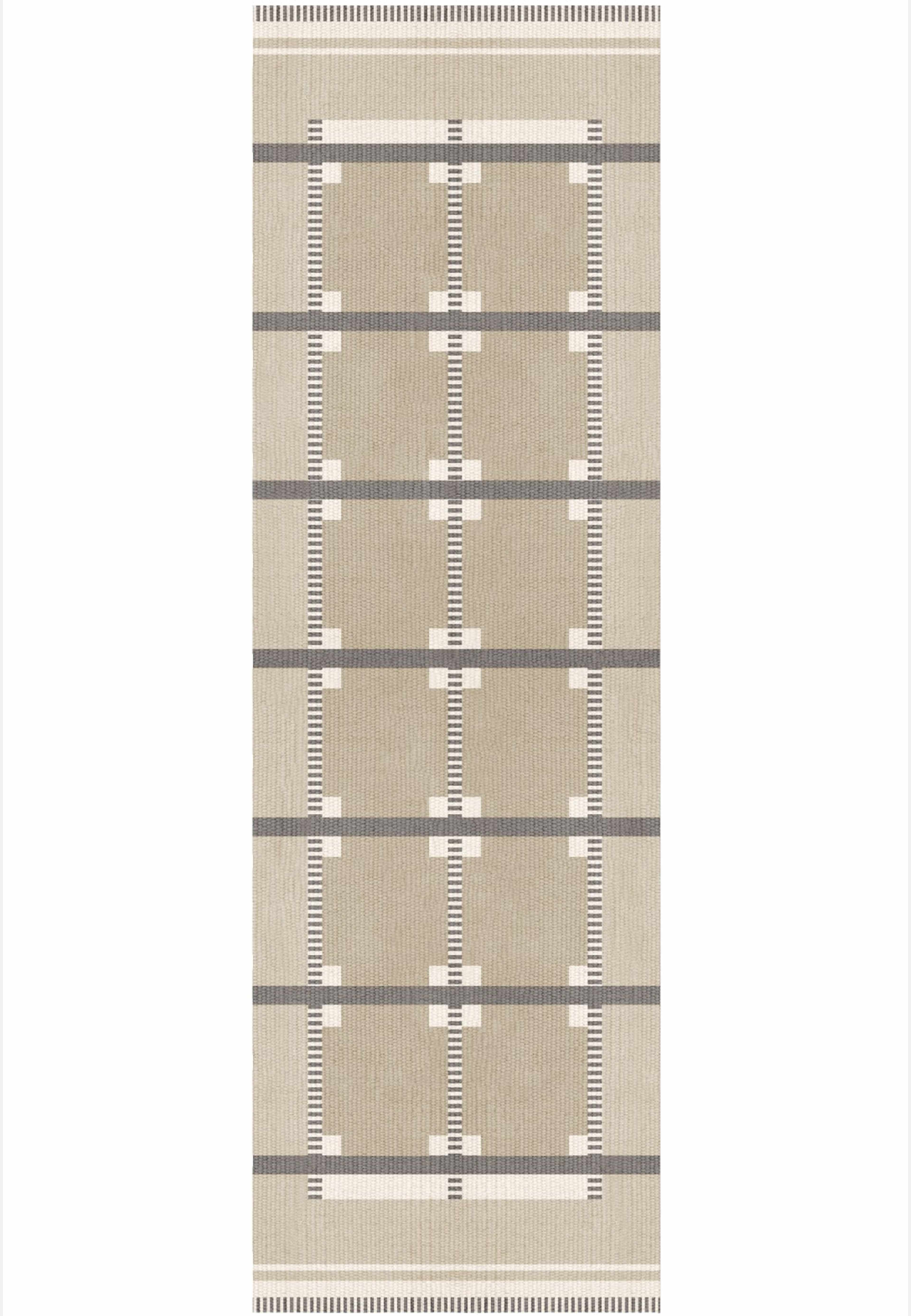 Rollakan Ruth Almond, från Layered, i färgen almond. Klicka för att öppna bilden i stort format