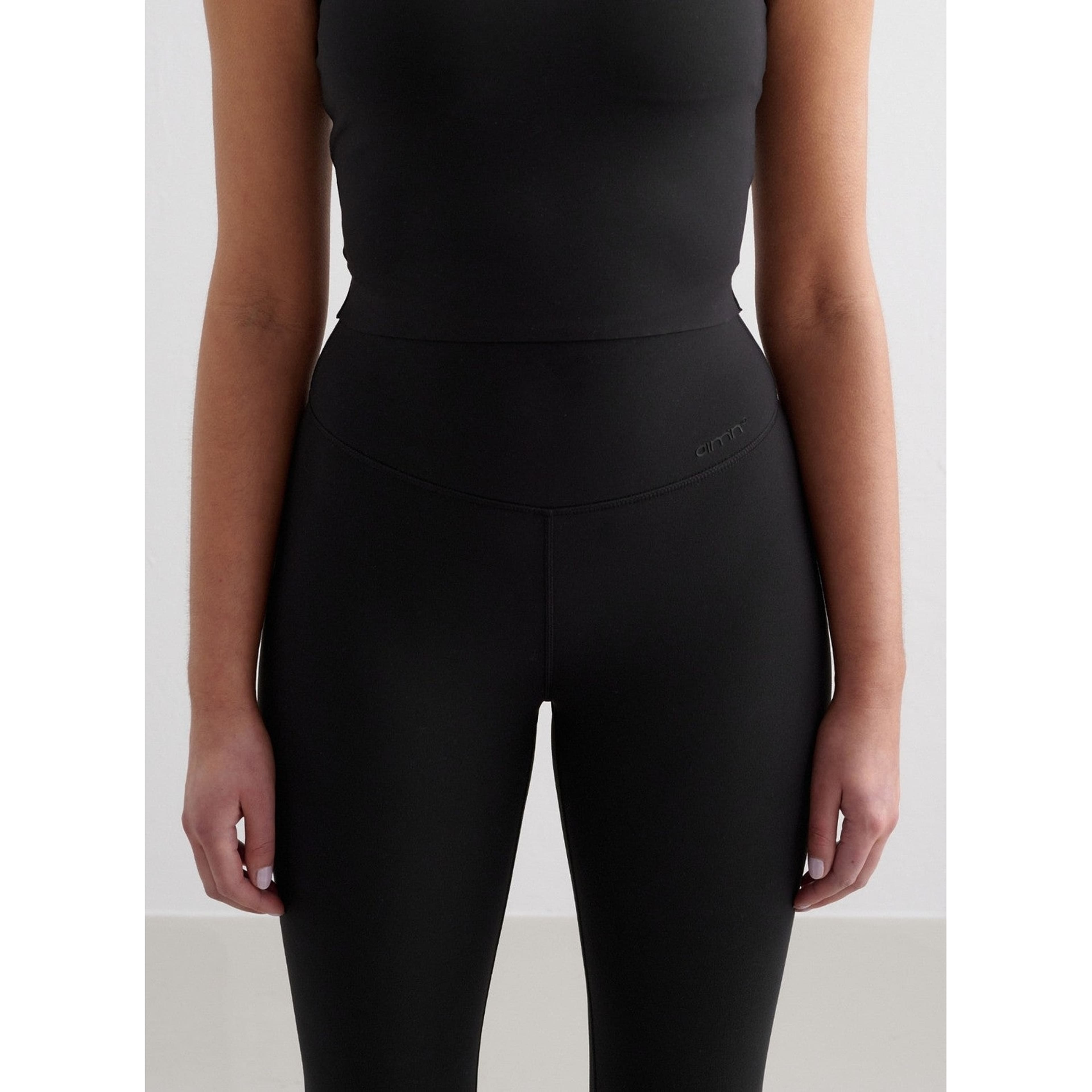 Black Sense Capri Tights