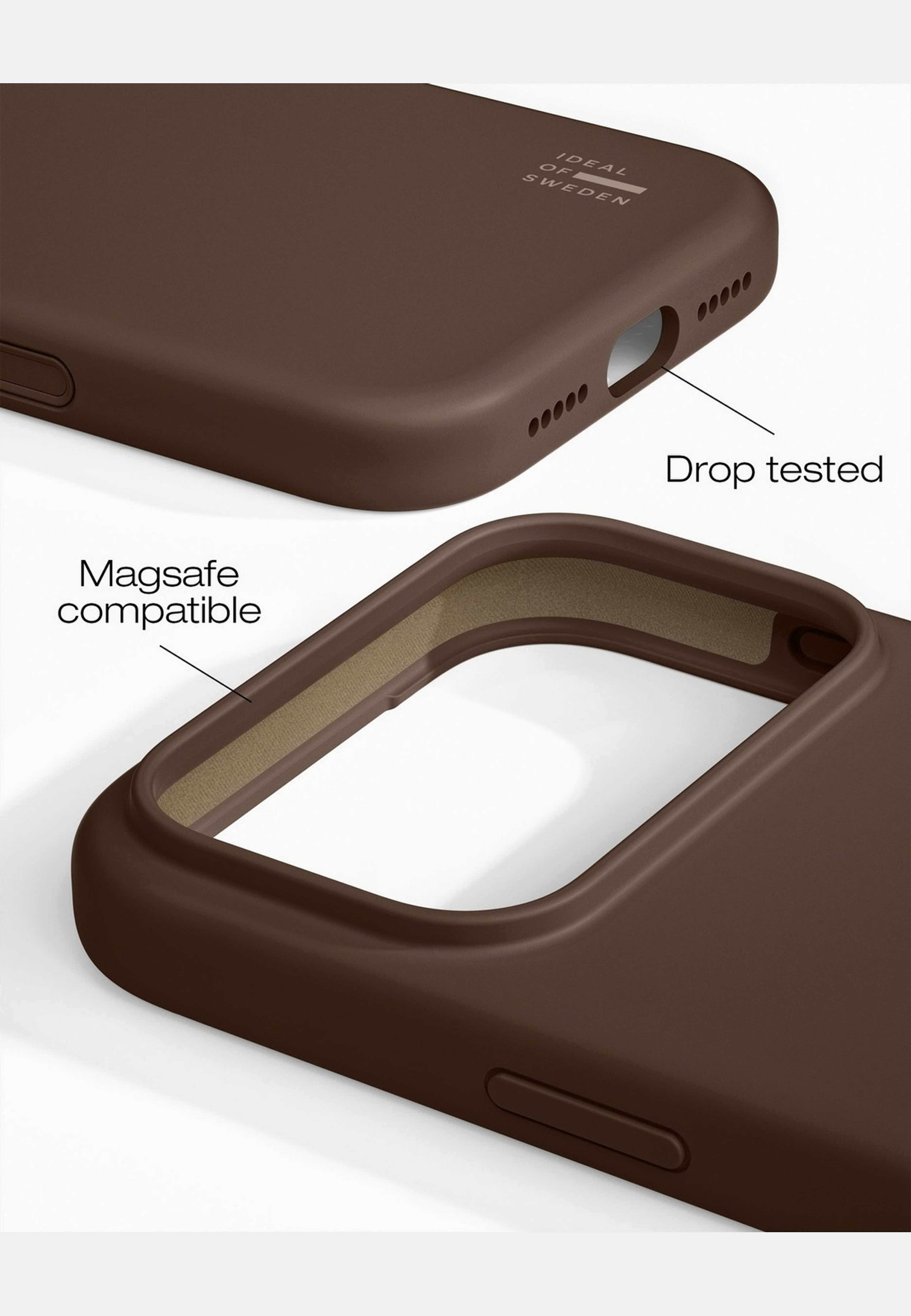 Silicone Case Magsafe Iphone, från Ideal Of Sweden, i färgen mocha mousse. Klicka för att öppna bilden i stort format