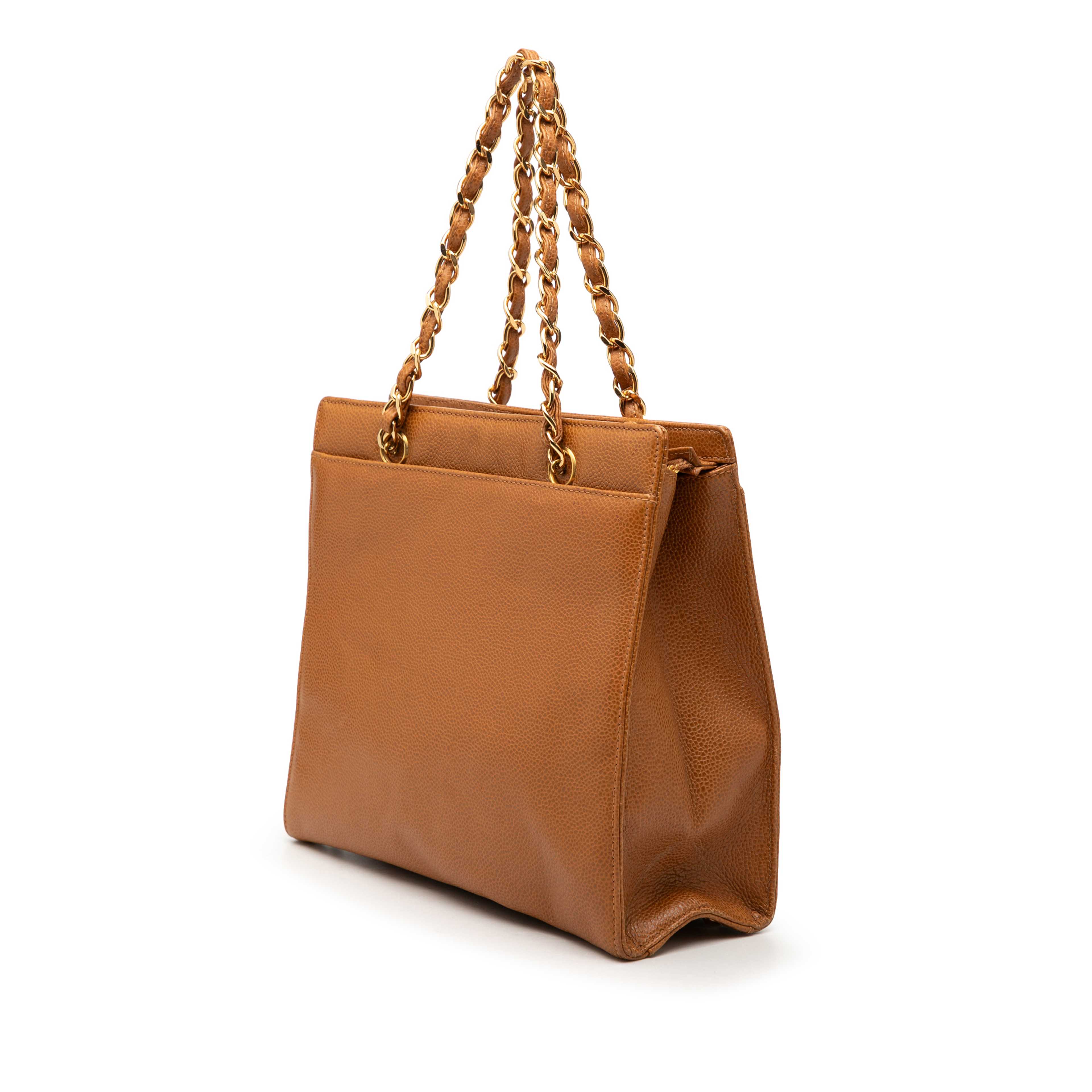 Chanel Cc Caviar Chain Turn Lock Tote, från Luxclusif, i färgen brown. Klicka för att öppna bilden i stort format