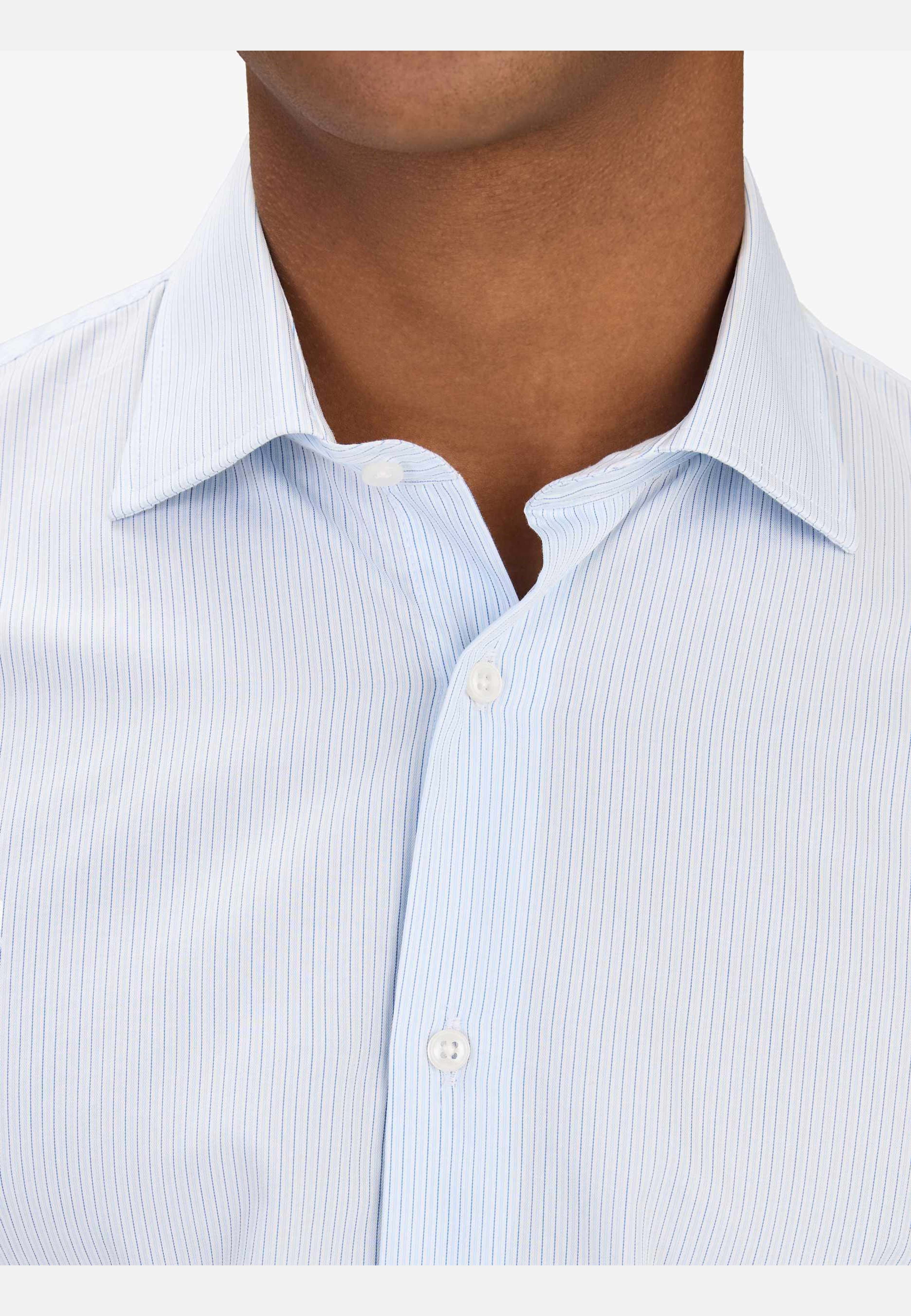 Smart Striped Shirt (gustavo), från John Henric, i färgen white & blue. Klicka för att öppna bilden i stort format