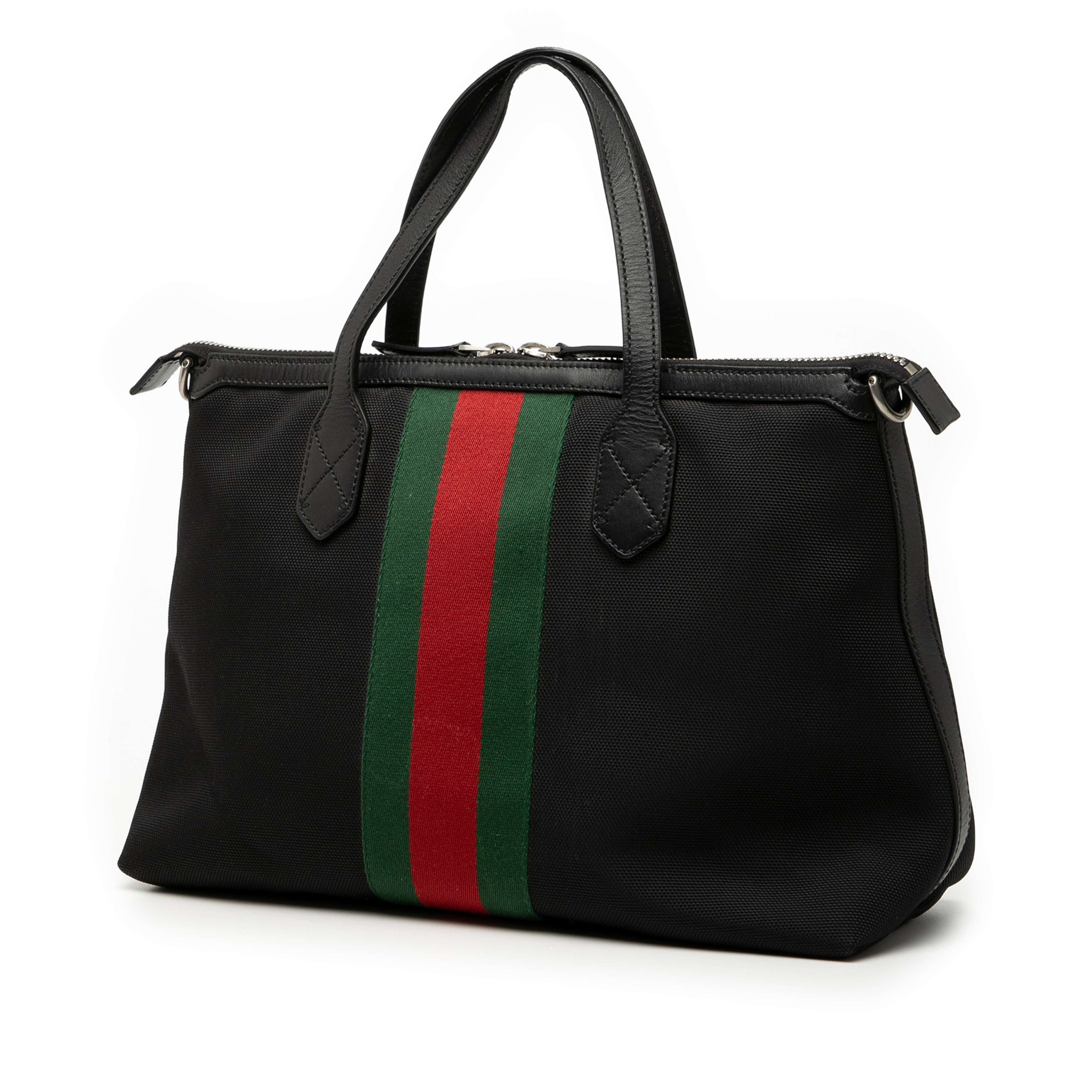 Gucci Canvas Techno Web Satchel, från Luxclusif, i färgen black. Klicka för att öppna bilden i stort format
