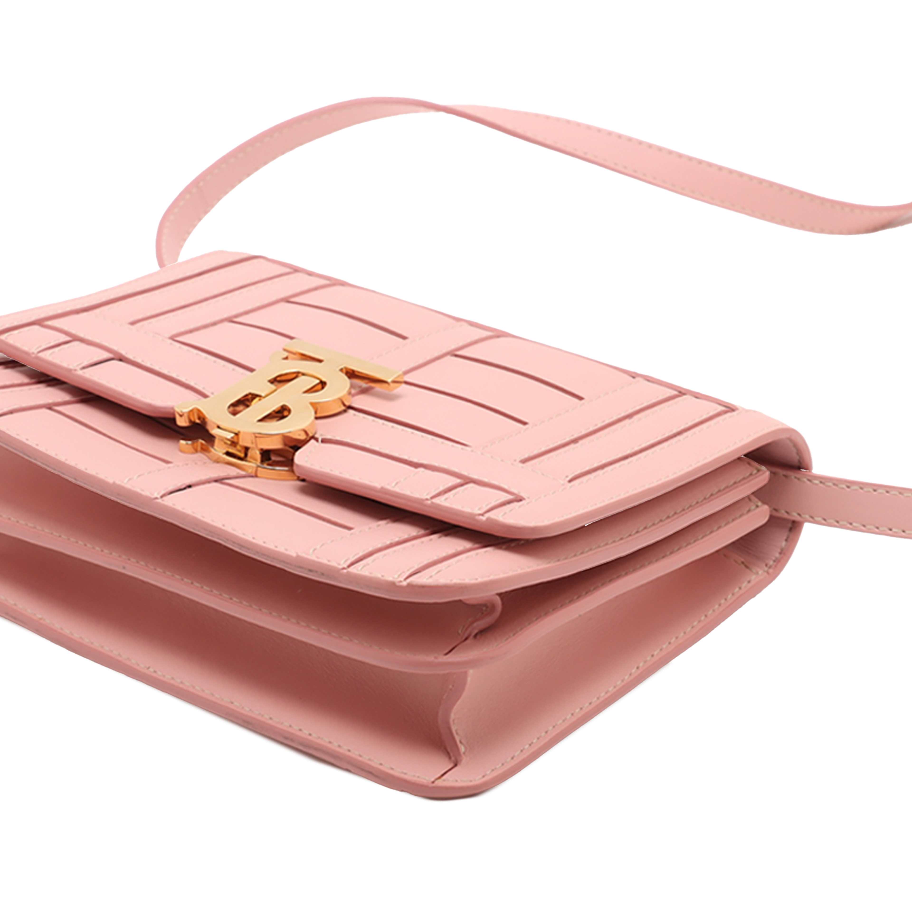 Burberry Small Tb Monogram Woven Calfskin Crossbody, från Luxclusif, i färgen pink. Klicka för att öppna bilden i stort format