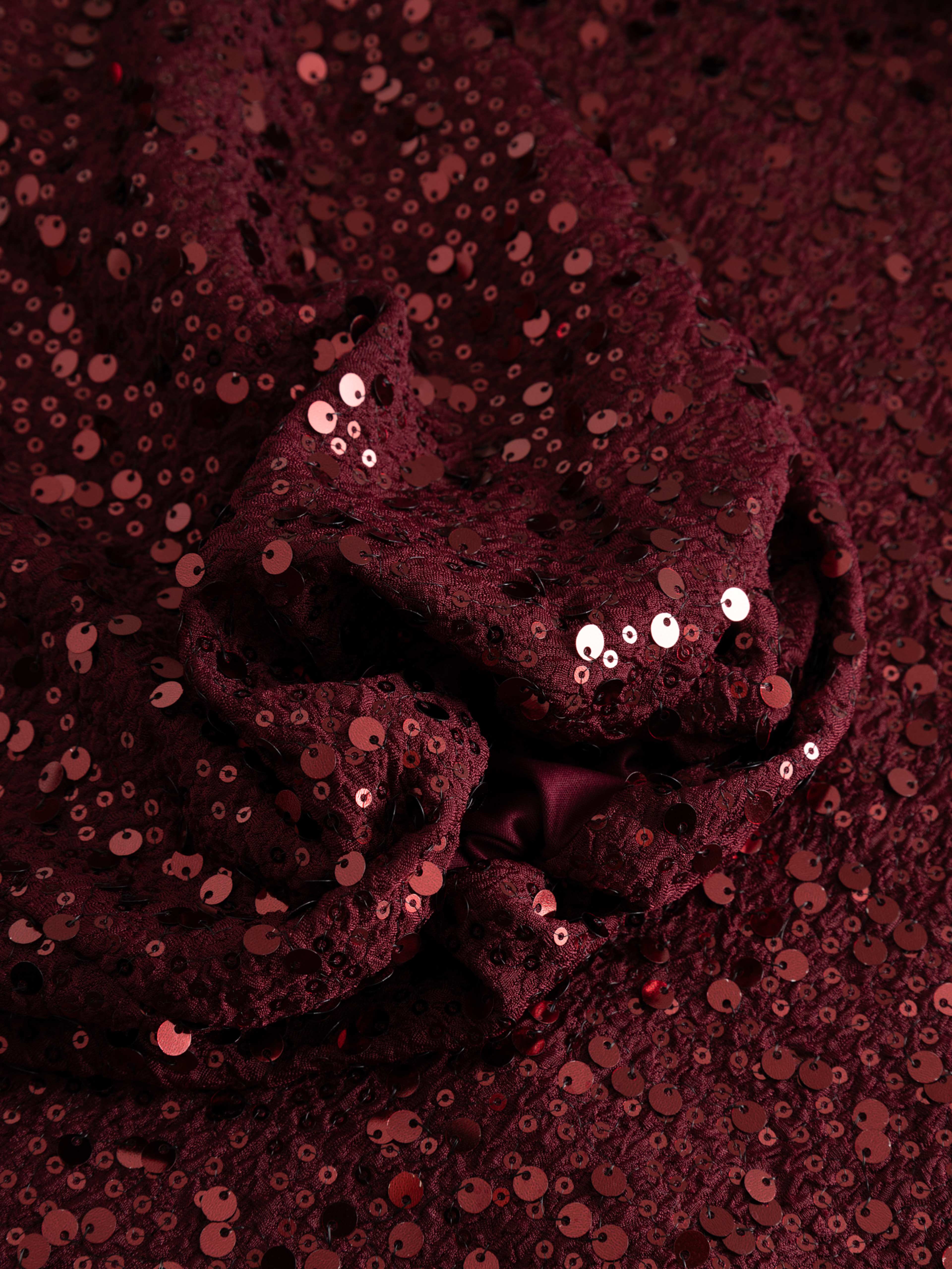 Pastis Short Dress - Winetasting, från Noella, i färgen winetasting. Klicka för att öppna bilden i stort format