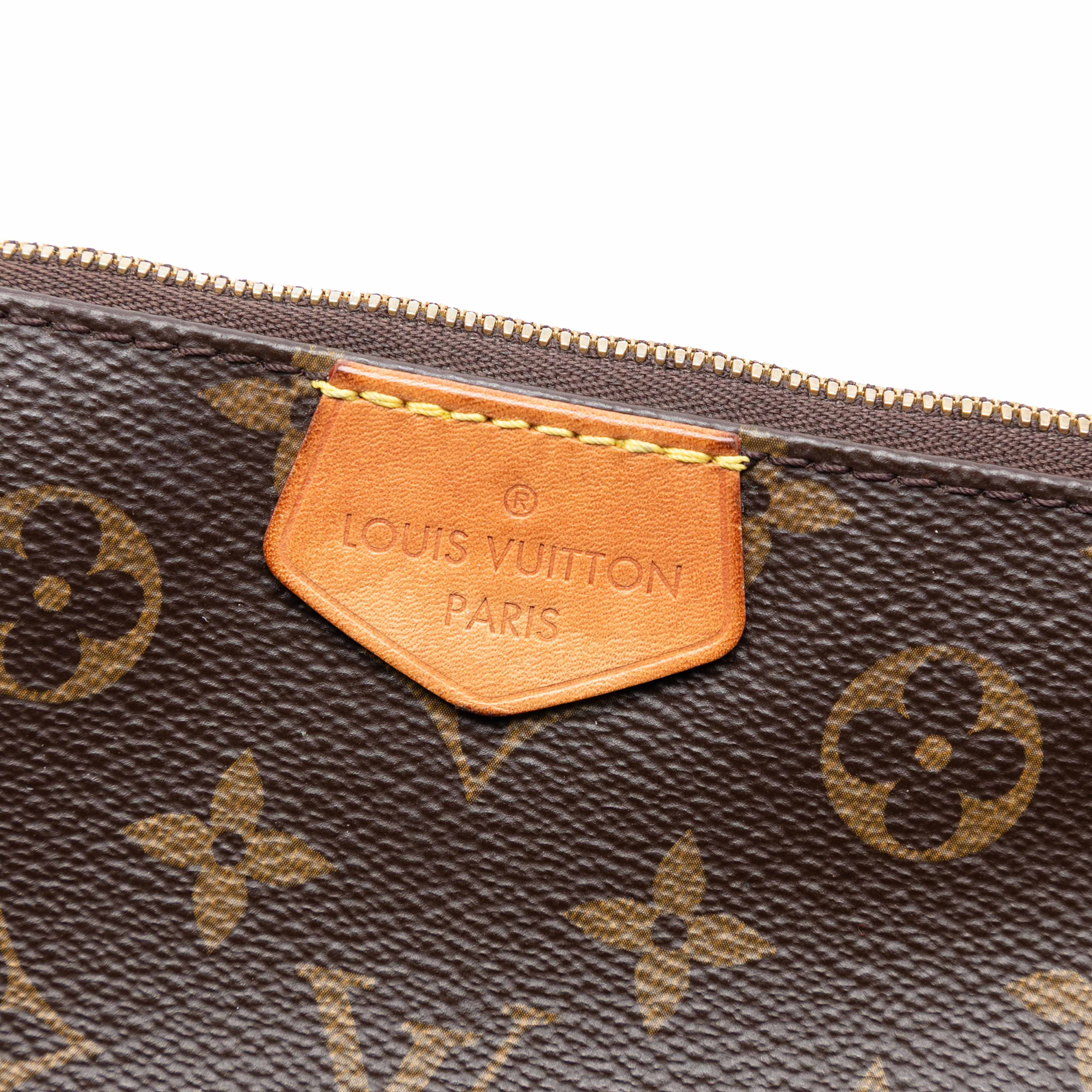 Louis Vuitton Monogram Multi Pochette Accessoires, från Luxclusif, i färgen brown. Klicka för att öppna bilden i stort format