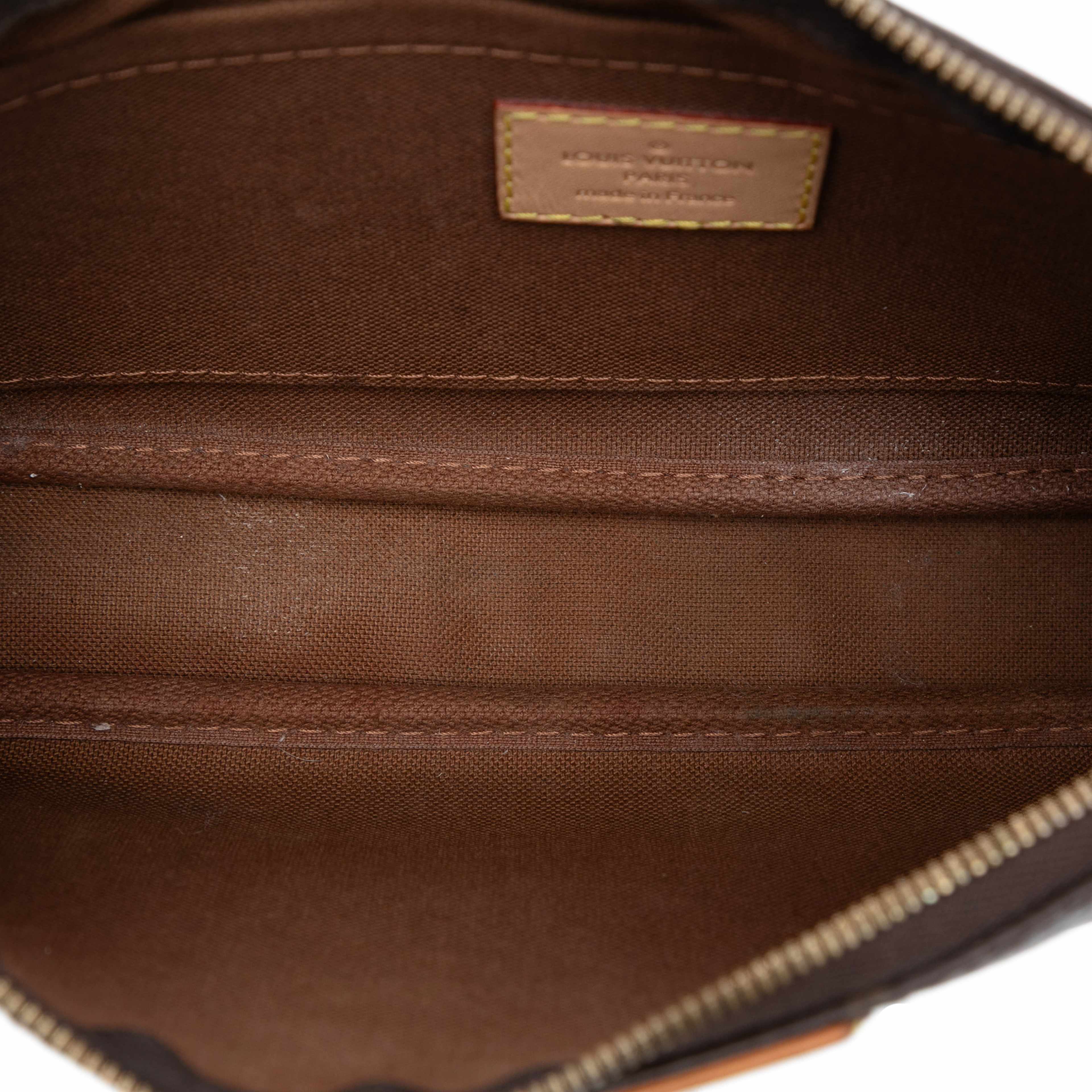 Louis Vuitton Monogram Multi Pochette Accessoires, från Luxclusif, i färgen brown. Klicka för att öppna bilden i stort format