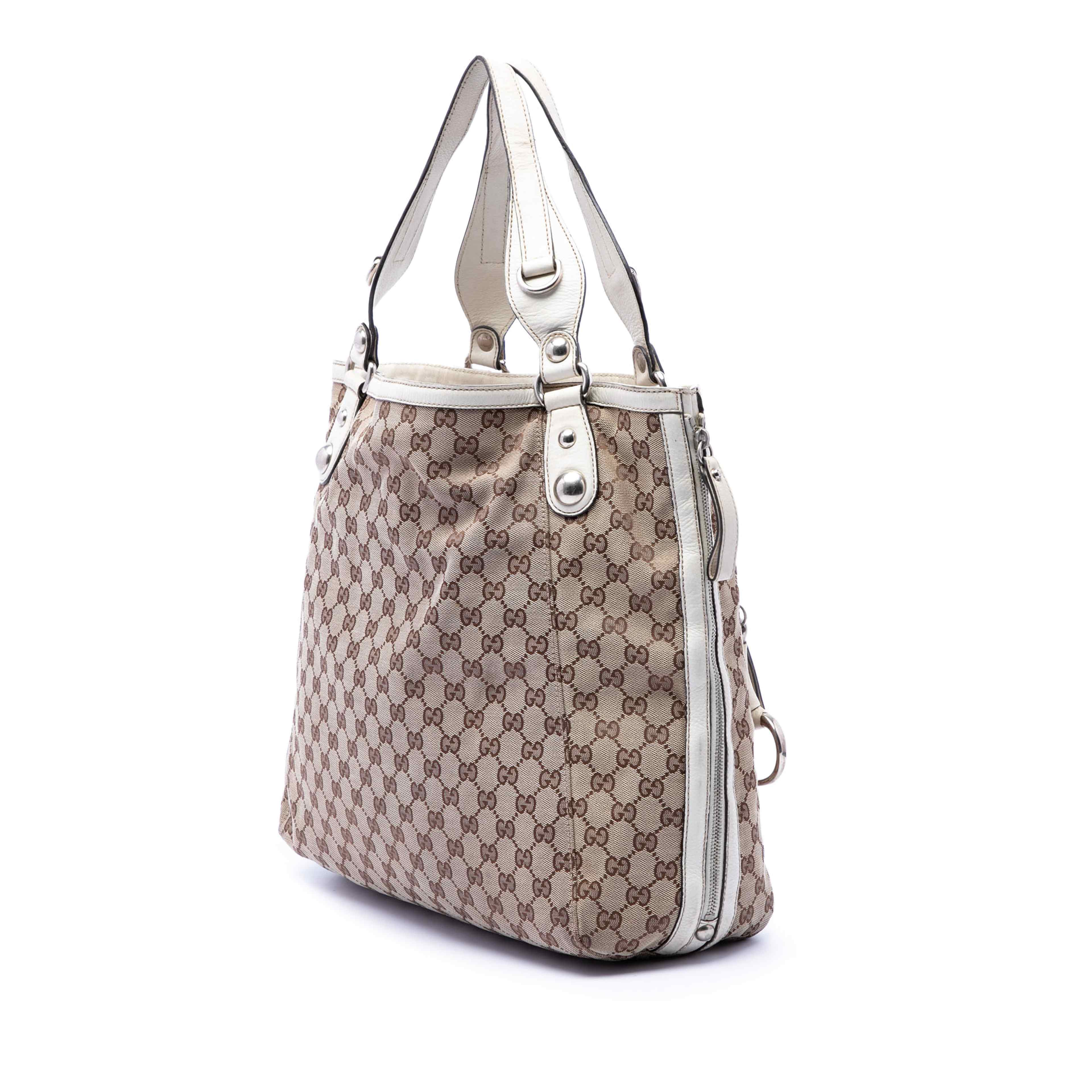 Gucci Gg Canvas Icon Bit Zip Tote, från Luxclusif, i färgen vit. Klicka för att öppna bilden i stort format