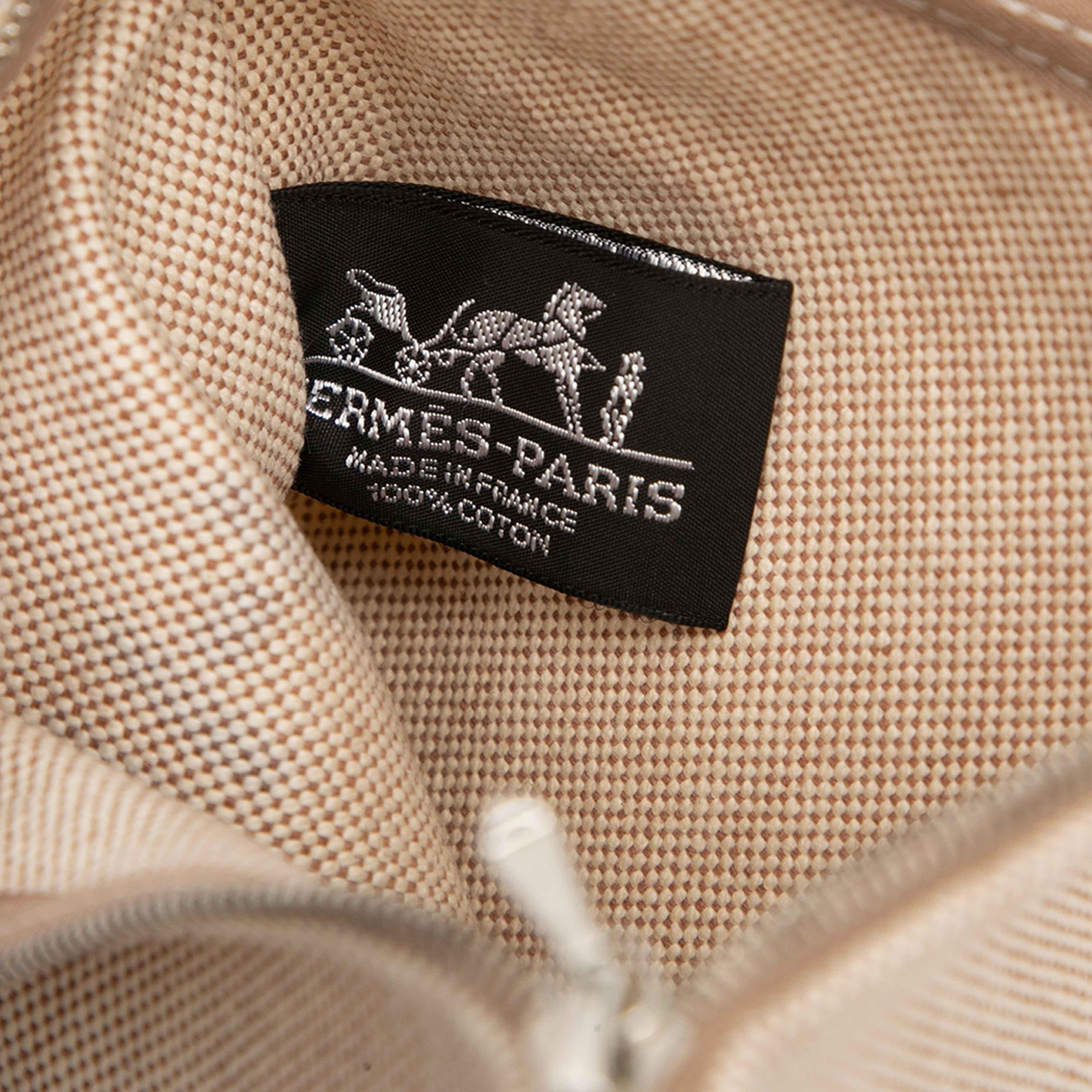 Hermès Toile 3 Surfs Beach Bag, från Luxclusif, i färgen yellow. Klicka för att öppna bilden i stort format