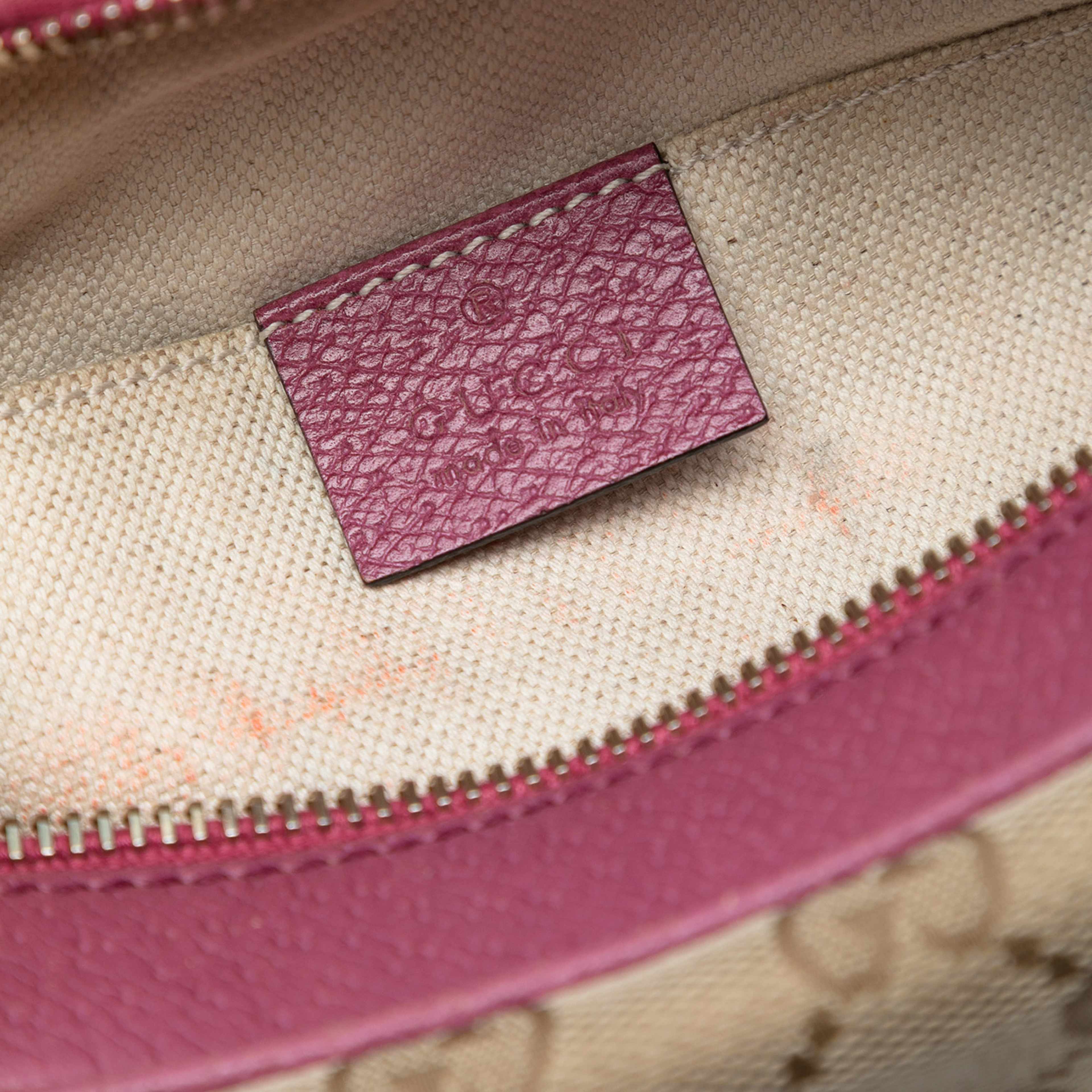 Gucci Gg Canvas Bree Crossbody, från Luxclusif, i färgen beige. Klicka för att öppna bilden i stort format