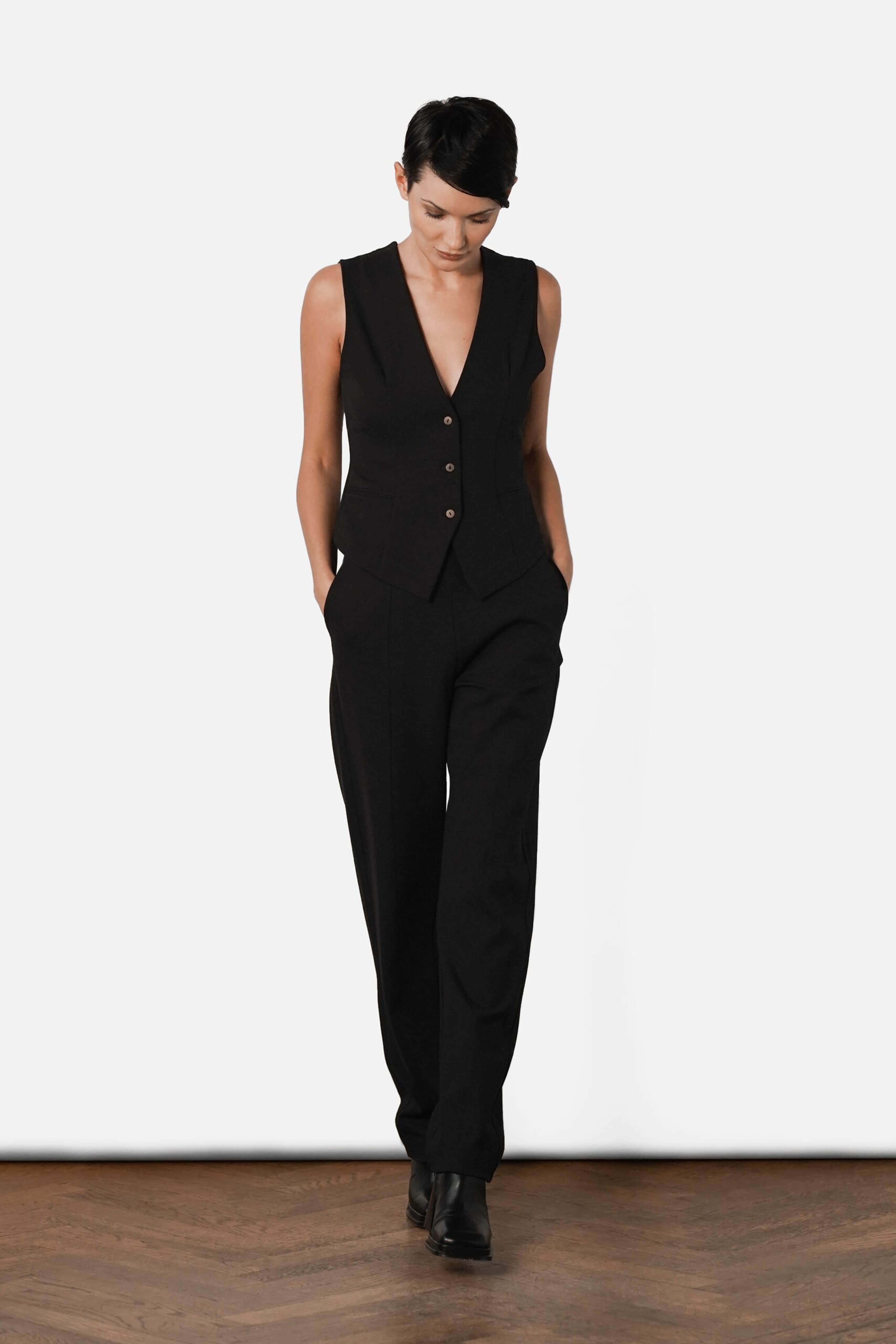Ella Vest - Black