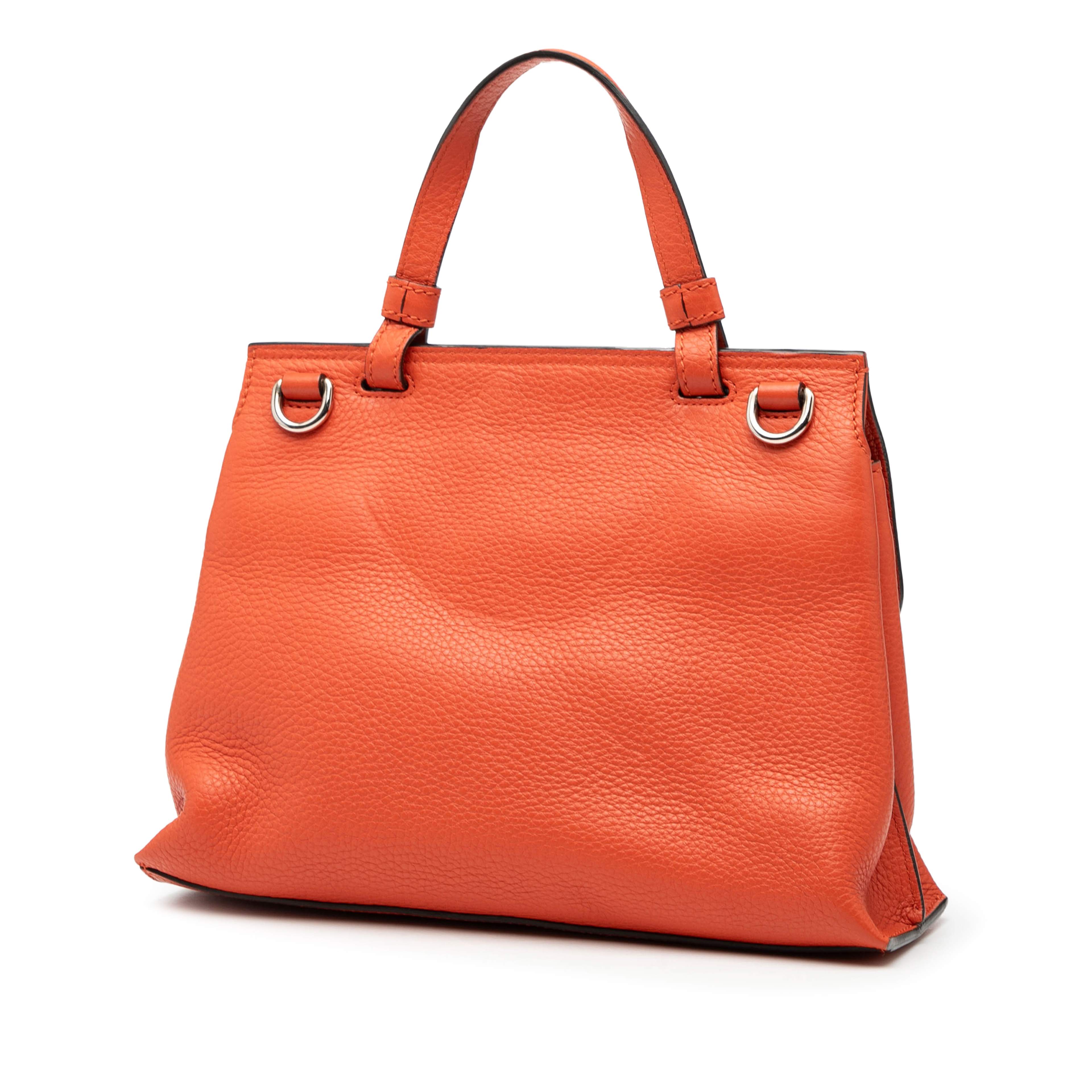 Gucci Small Leather Bamboo Daily Satchel, från Luxclusif, i färgen dark orange. Klicka för att öppna bilden i stort format