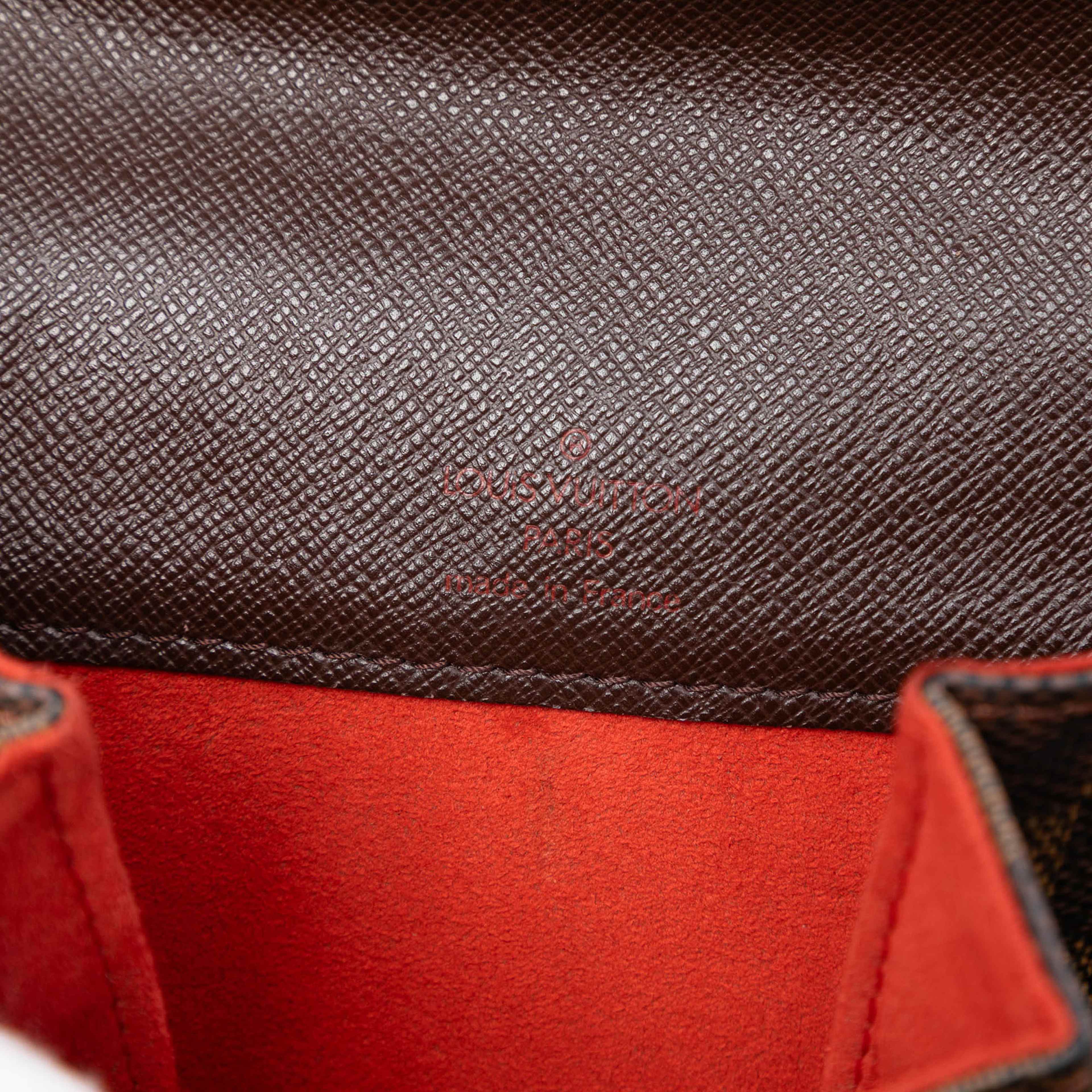 Louis Vuitton Damier Ebene Pimlico, från Luxclusif, i färgen brown. Klicka för att öppna bilden i stort format