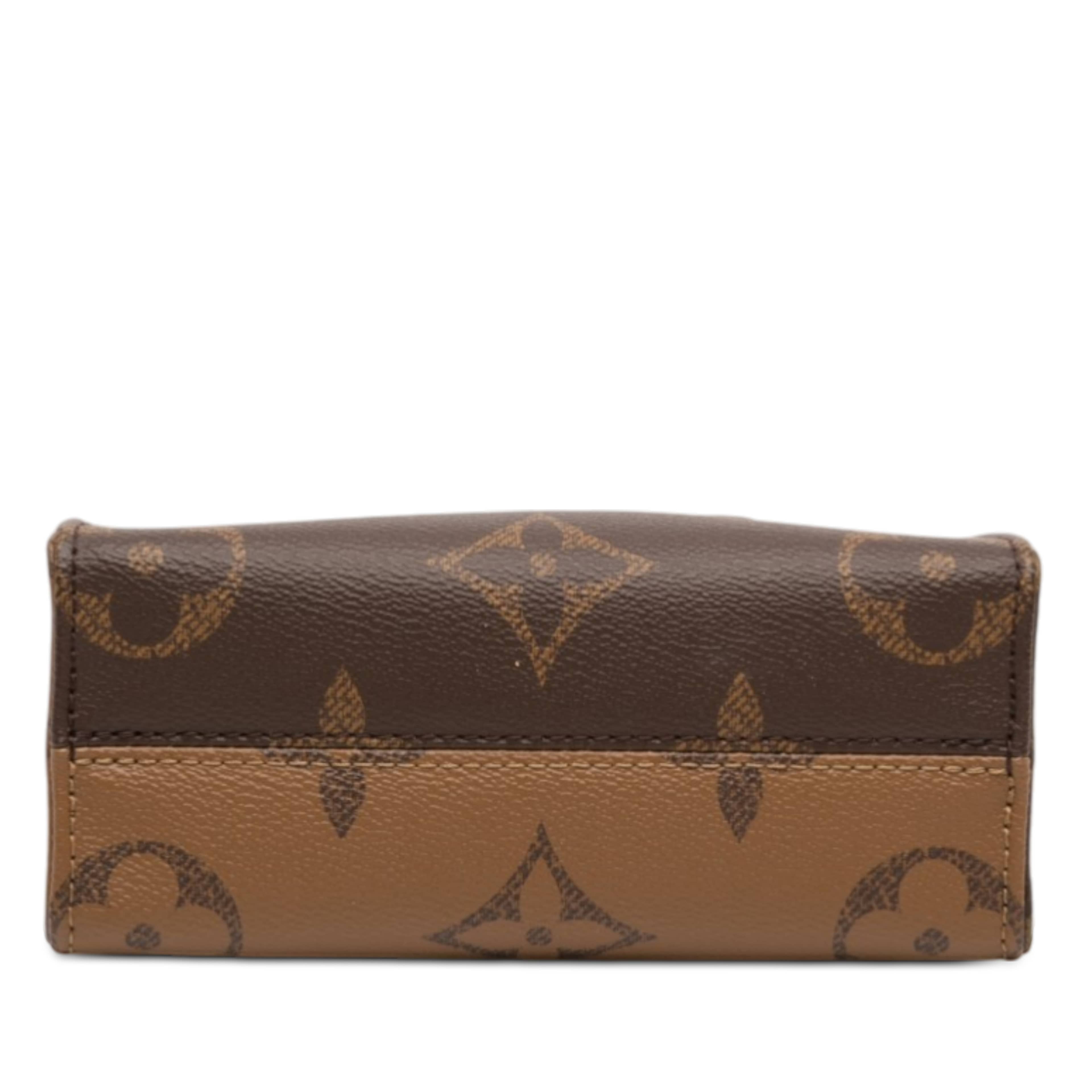 Louis Vuitton Monogram Reverse Onthego Bb, från Luxclusif, i färgen brun. Klicka för att öppna bilden i stort format