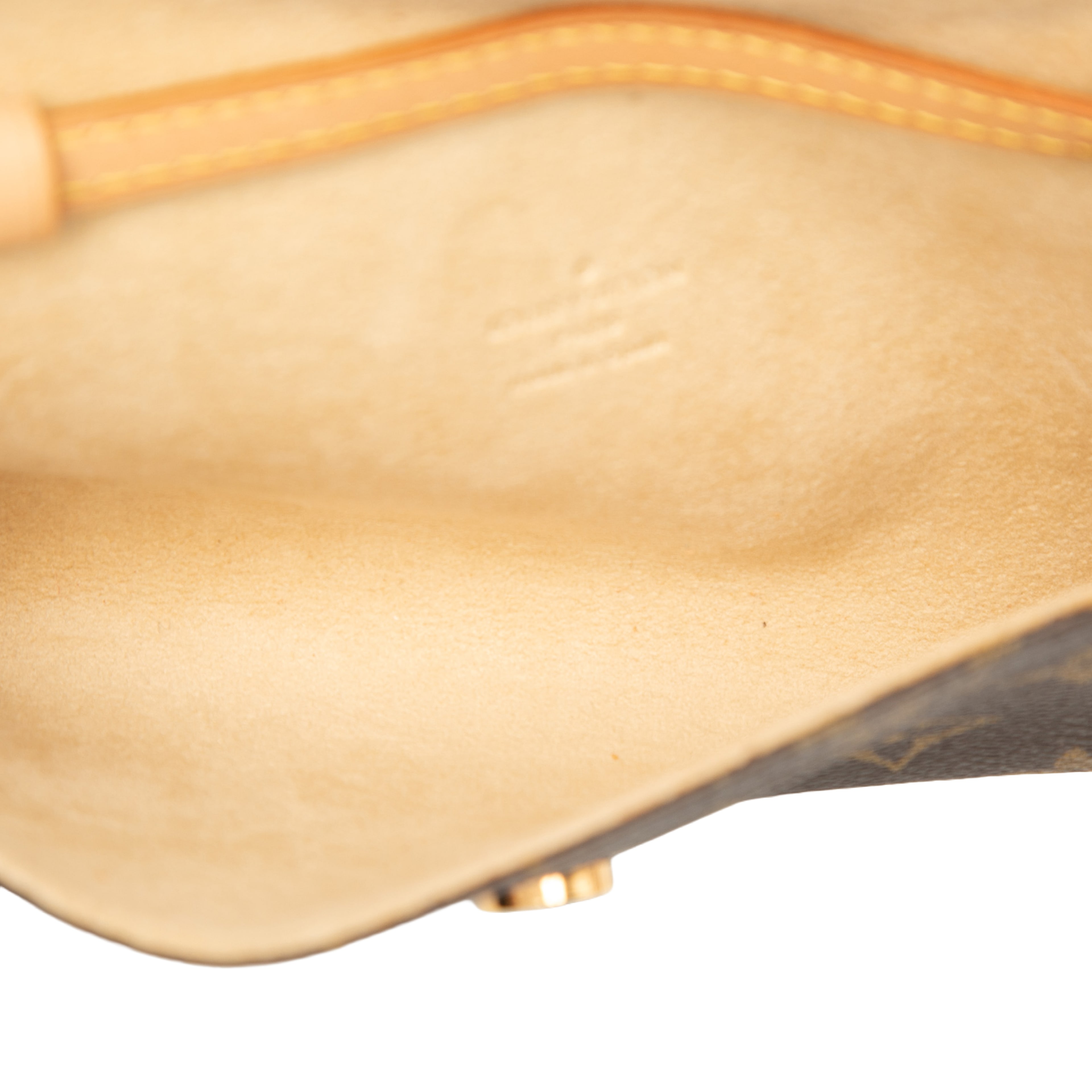 Louis Vuitton Monogram Pochette Twin Pm, från Luxclusif, i färgen brun. Klicka för att öppna bilden i stort format