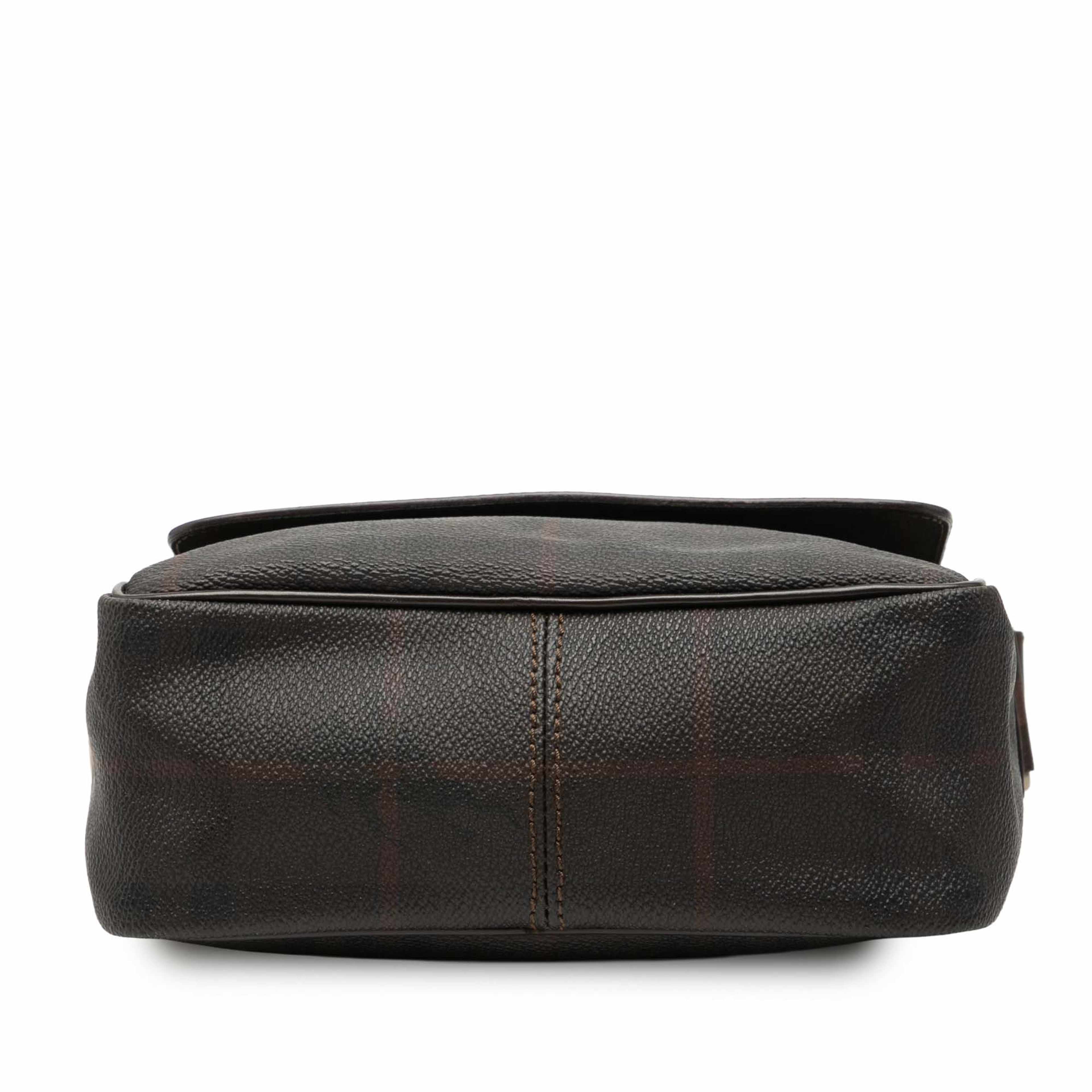 Burberry Smoke Check Coated Canvas And Leather Crossbody, från Luxclusif, i färgen dark brown. Klicka för att öppna bilden i stort format