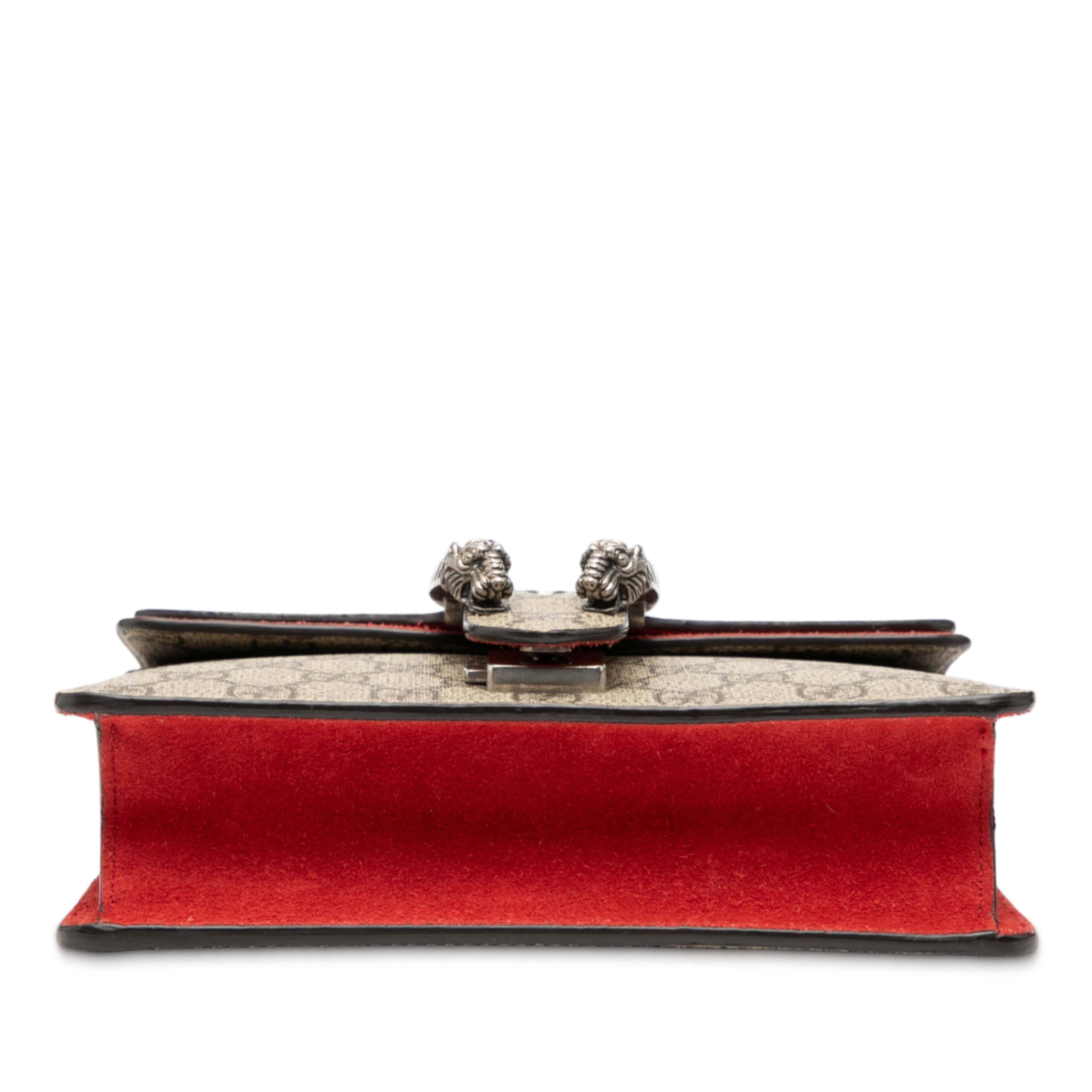 Gucci Small Gg Supreme Dionysus Crossbody, från Luxclusif, i färgen beige. Klicka för att öppna bilden i stort format