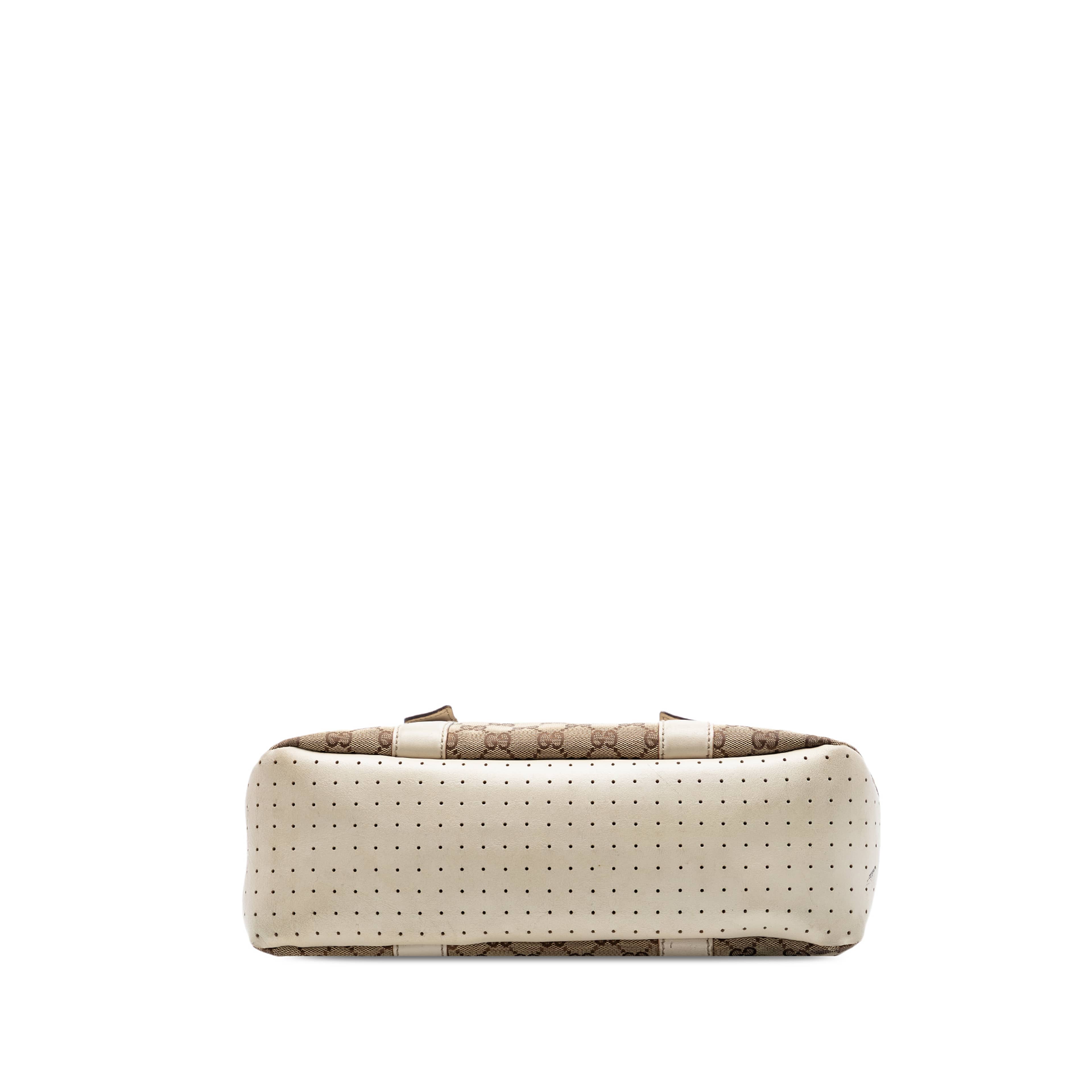 Gucci Gg Canvas Tote, från Luxclusif, i färgen beige. Klicka för att öppna bilden i stort format
