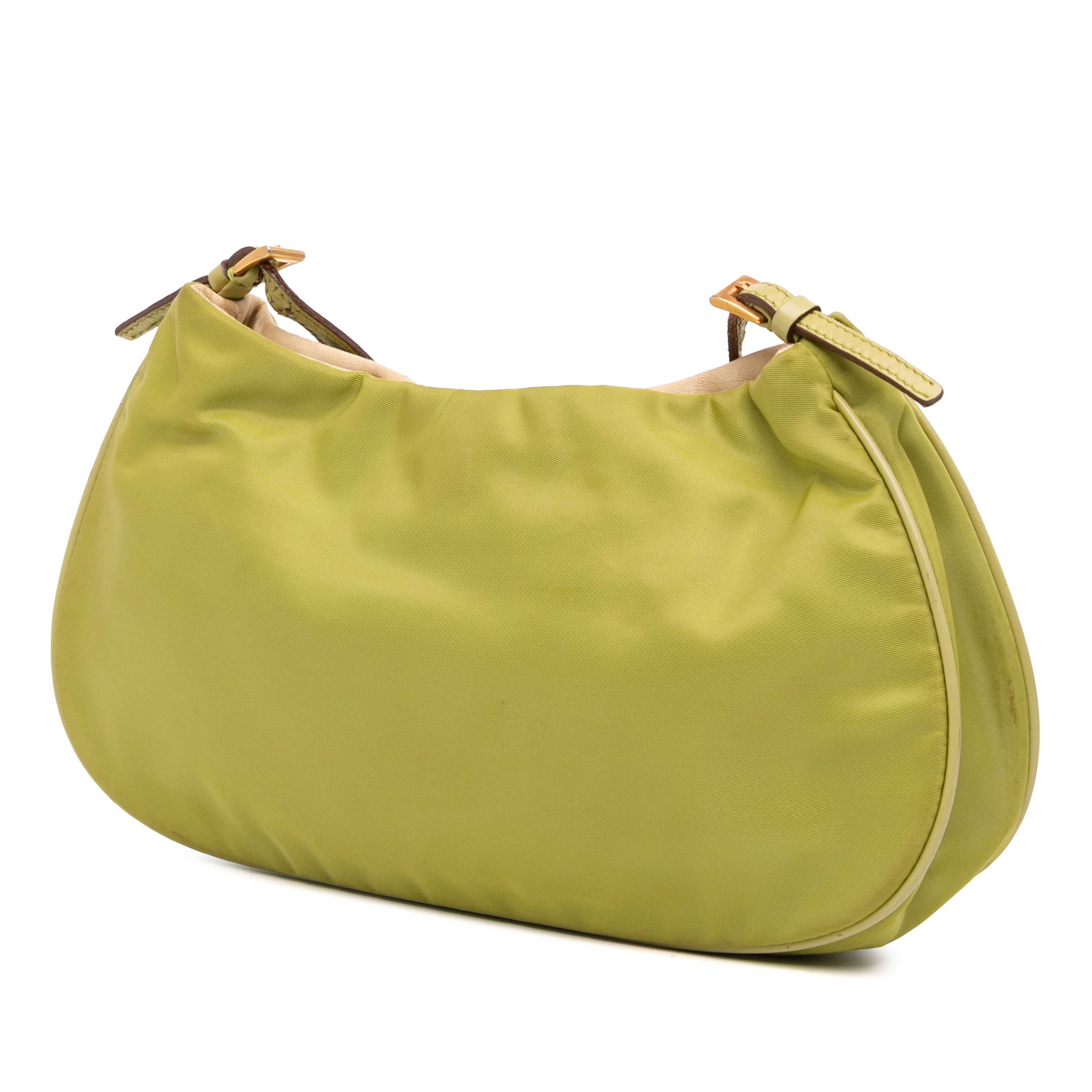 Prada Tessuto Chain Shoulder Bag, från Luxclusif, i färgen light green. Klicka för att öppna bilden i stort format