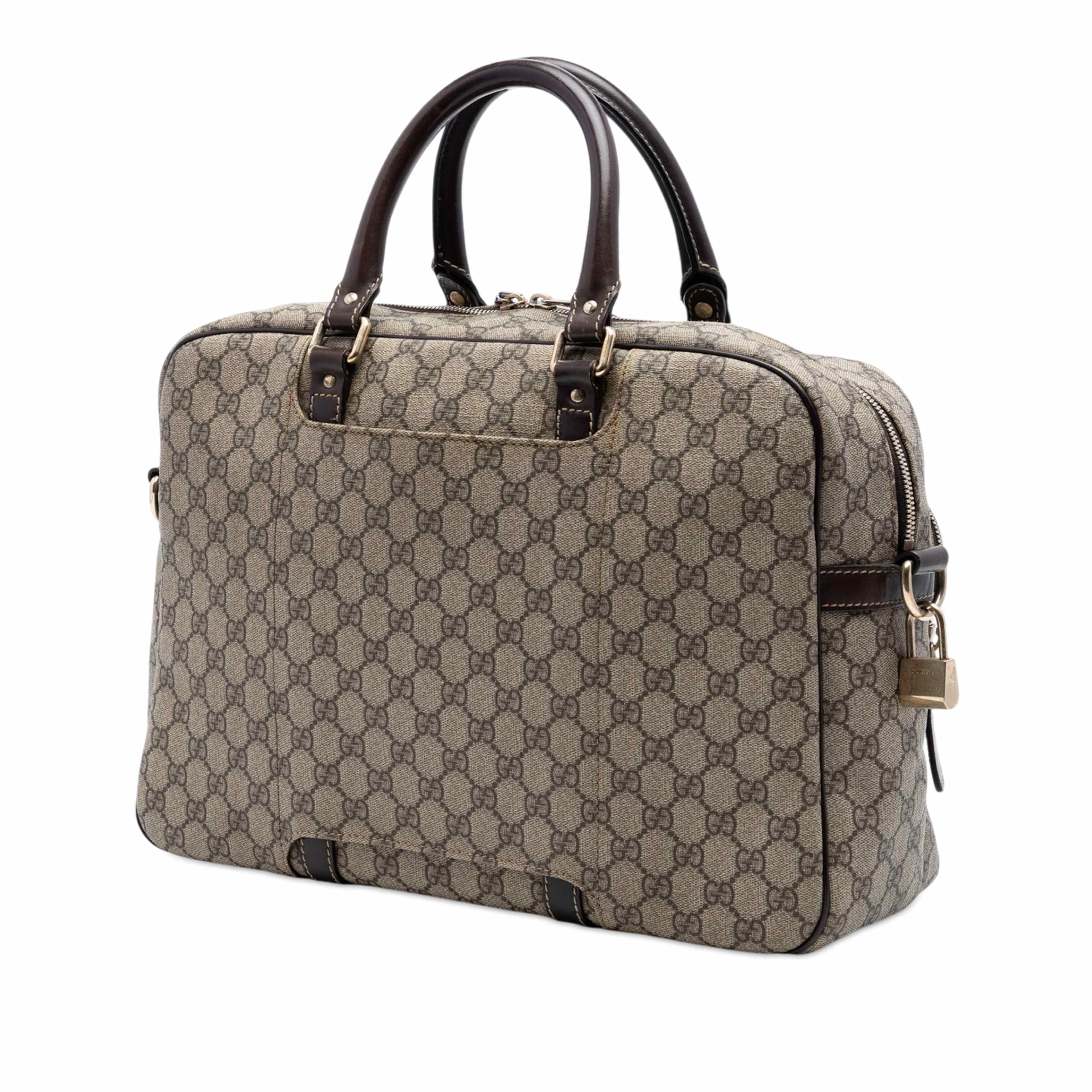 Gucci Gg Supreme Business Bag, från Luxclusif, i färgen beige. Klicka för att öppna bilden i stort format