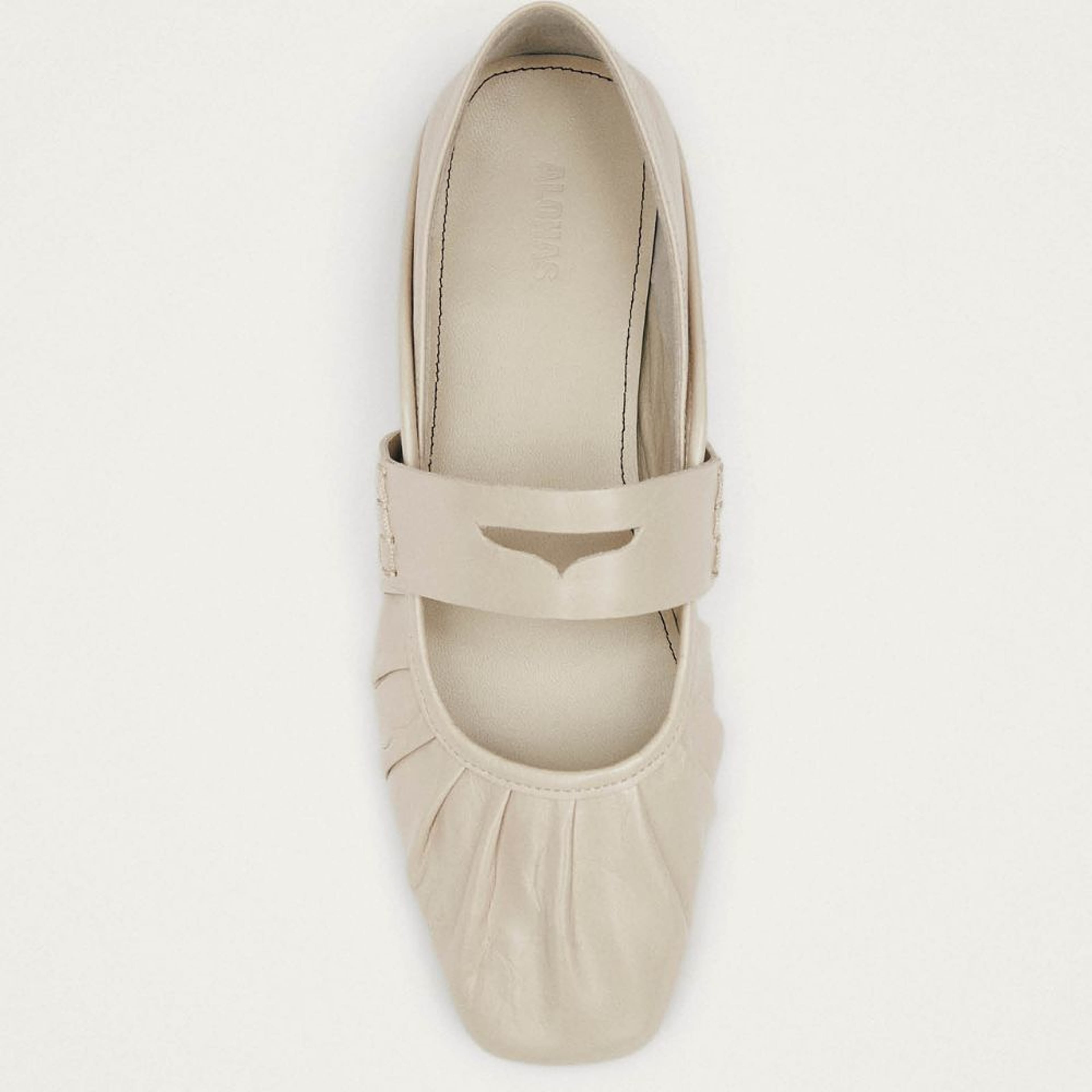 Bargo Cream Leather Ballet Flats