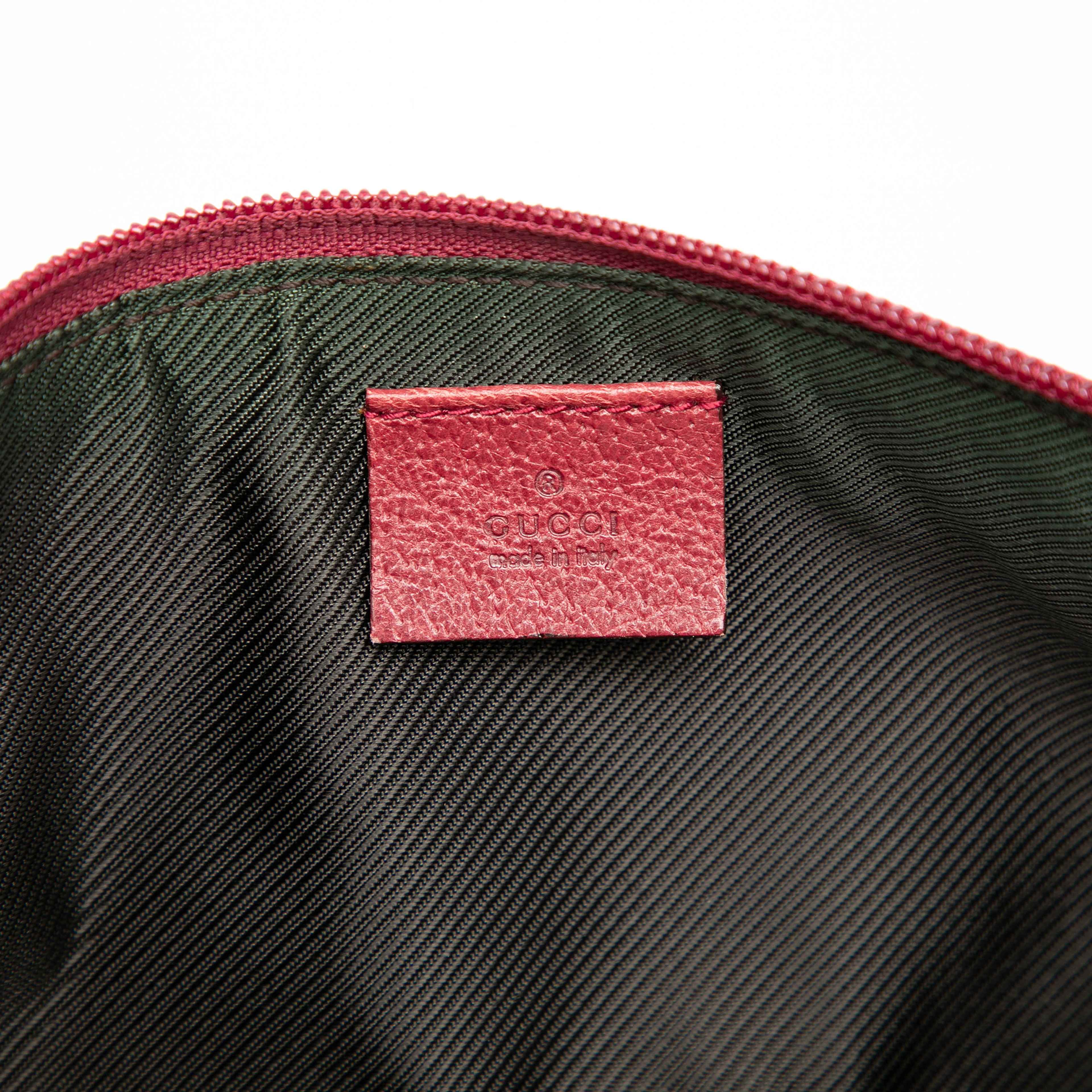 Gucci Gg Canvas Boat, från Luxclusif, i färgen beige. Klicka för att öppna bilden i stort format