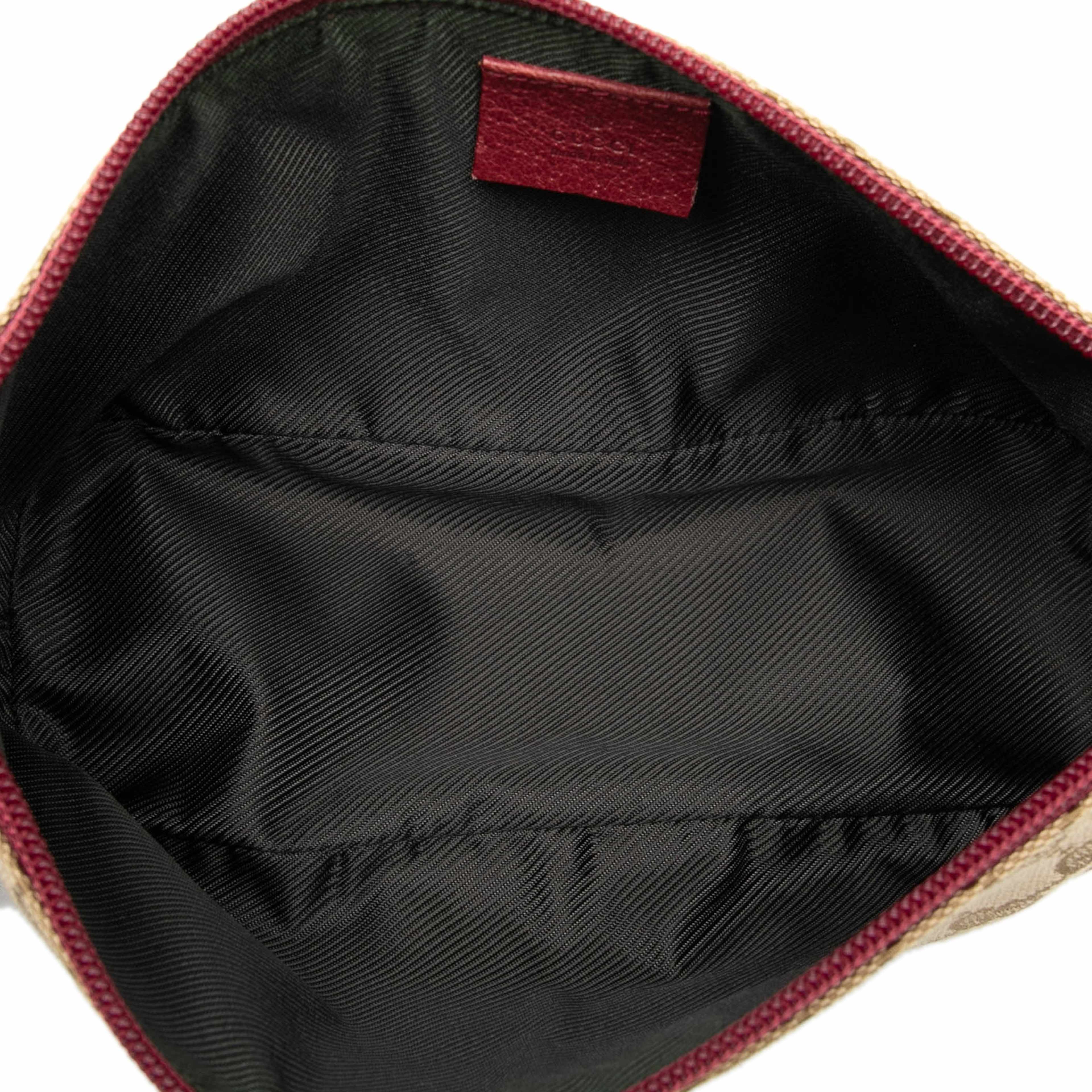 Gucci Gg Canvas Boat, från Luxclusif, i färgen beige. Klicka för att öppna bilden i stort format