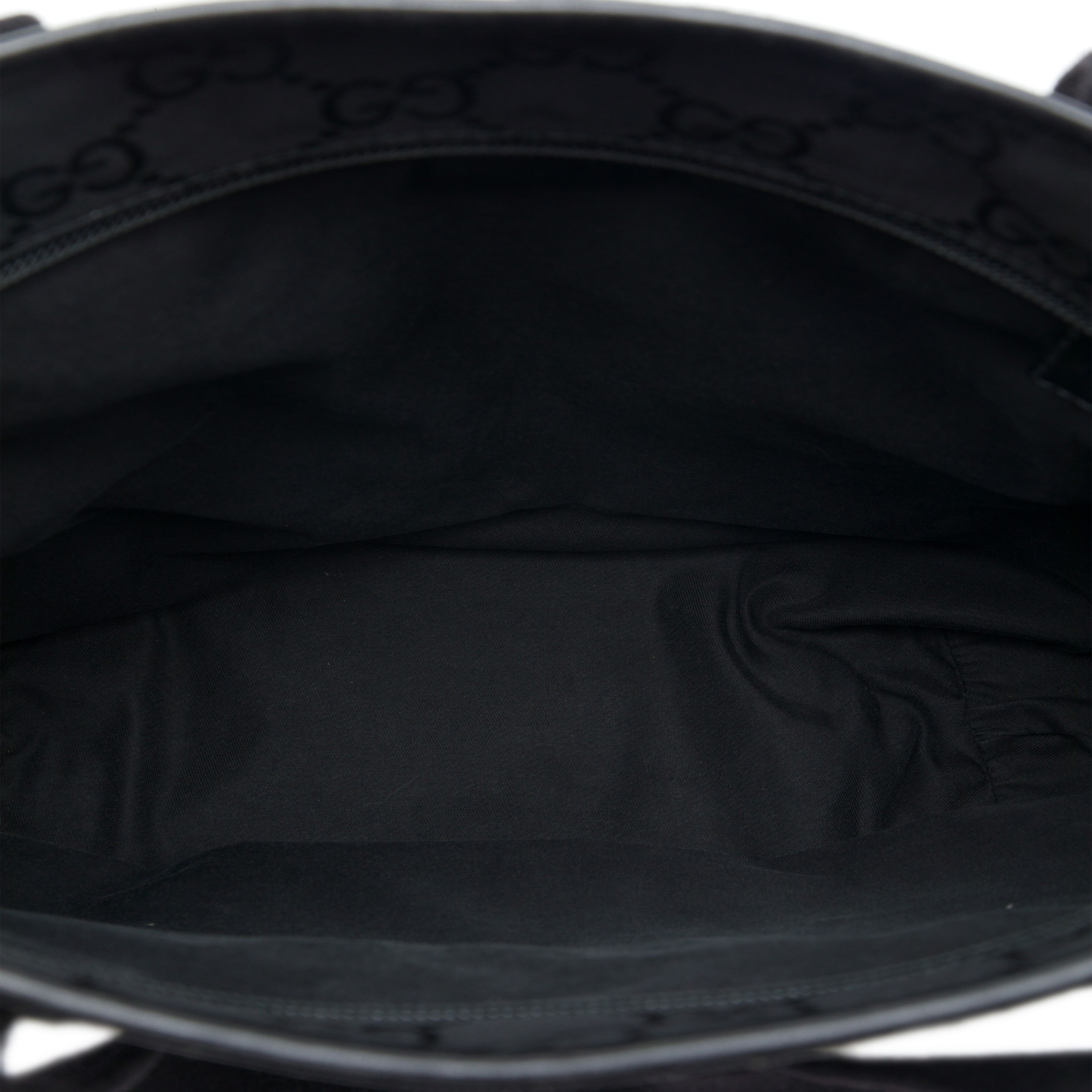 Gucci Gg Nylon Tote, från Luxclusif, i färgen svart. Klicka för att öppna bilden i stort format