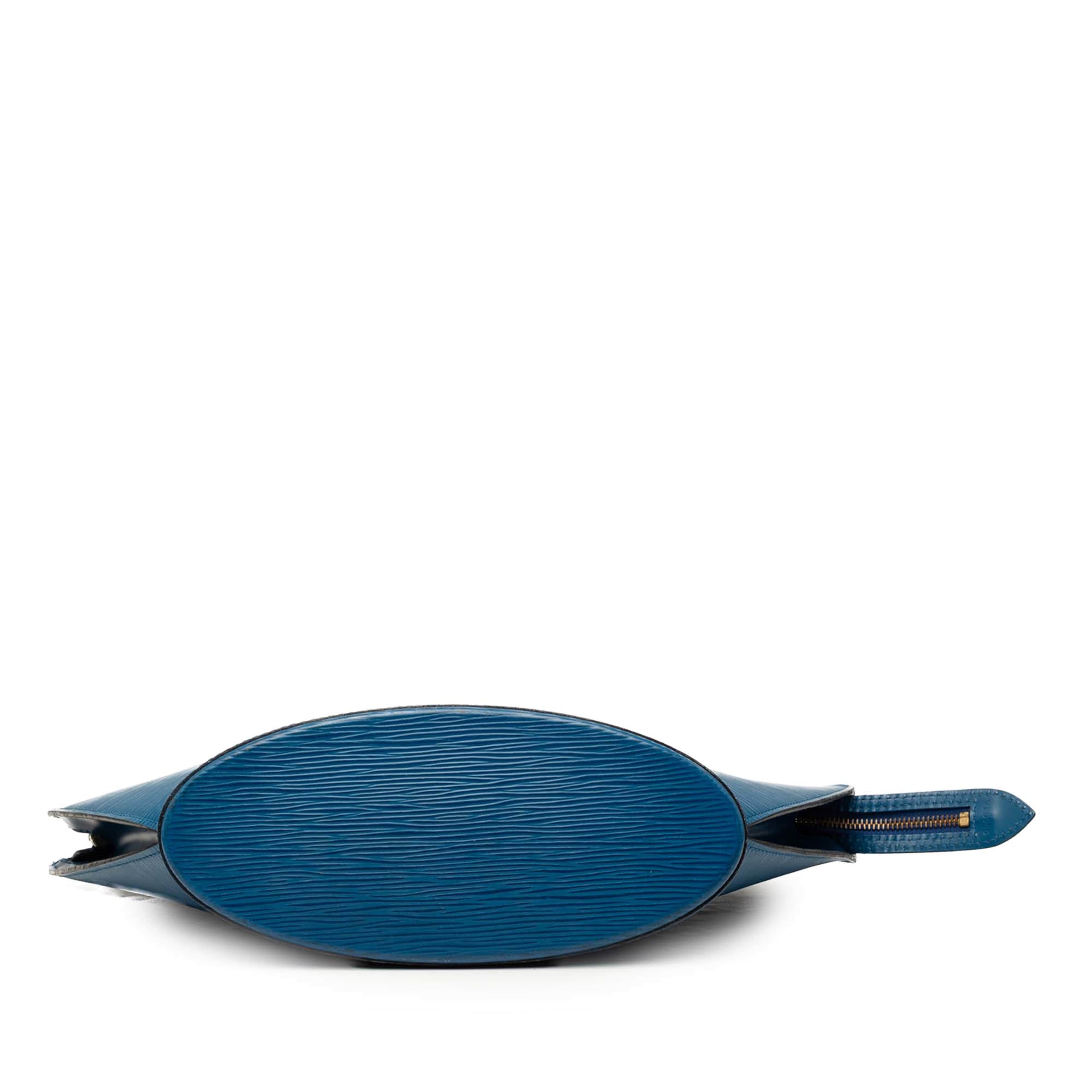Louis Vuitton Epi Saint Jacques Pm Short Strap, från Luxclusif, i färgen blue. Klicka för att öppna bilden i stort format