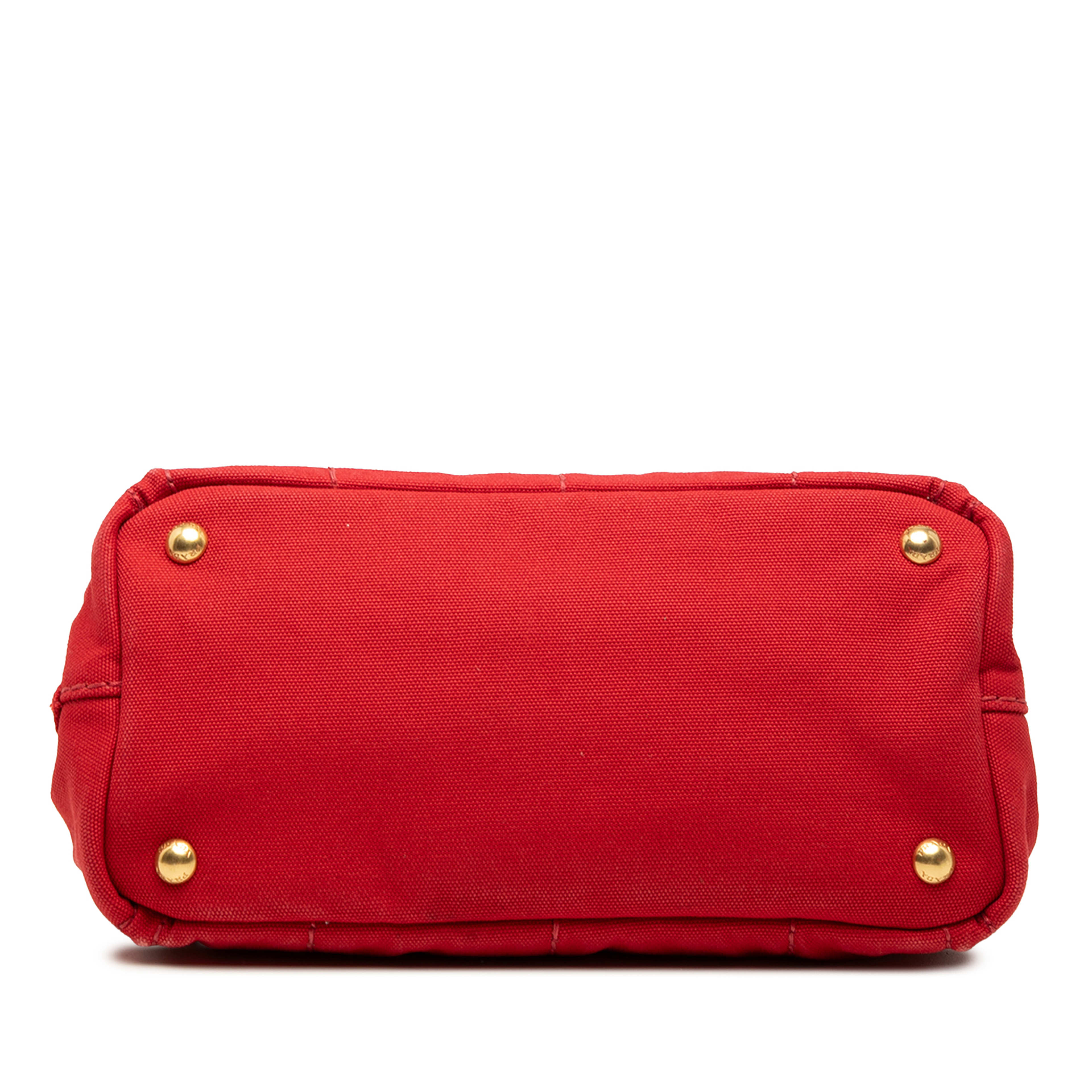 Prada Small Canvas Canapa Logo Tote, från Luxclusif, i färgen röd. Klicka för att öppna bilden i stort format