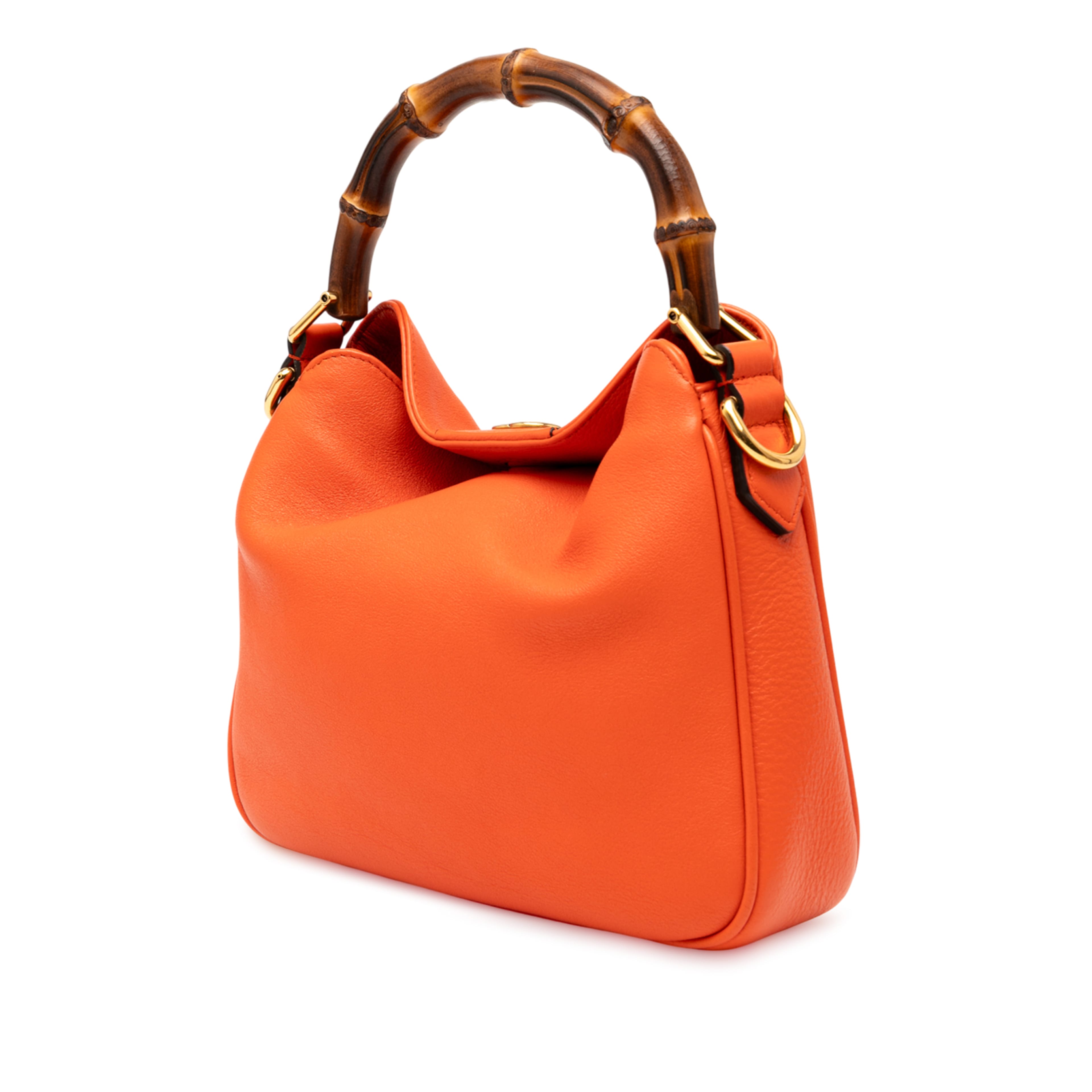 Gucci Small Leather Bamboo Diana Satchel, från Luxclusif, i färgen orange. Klicka för att öppna bilden i stort format