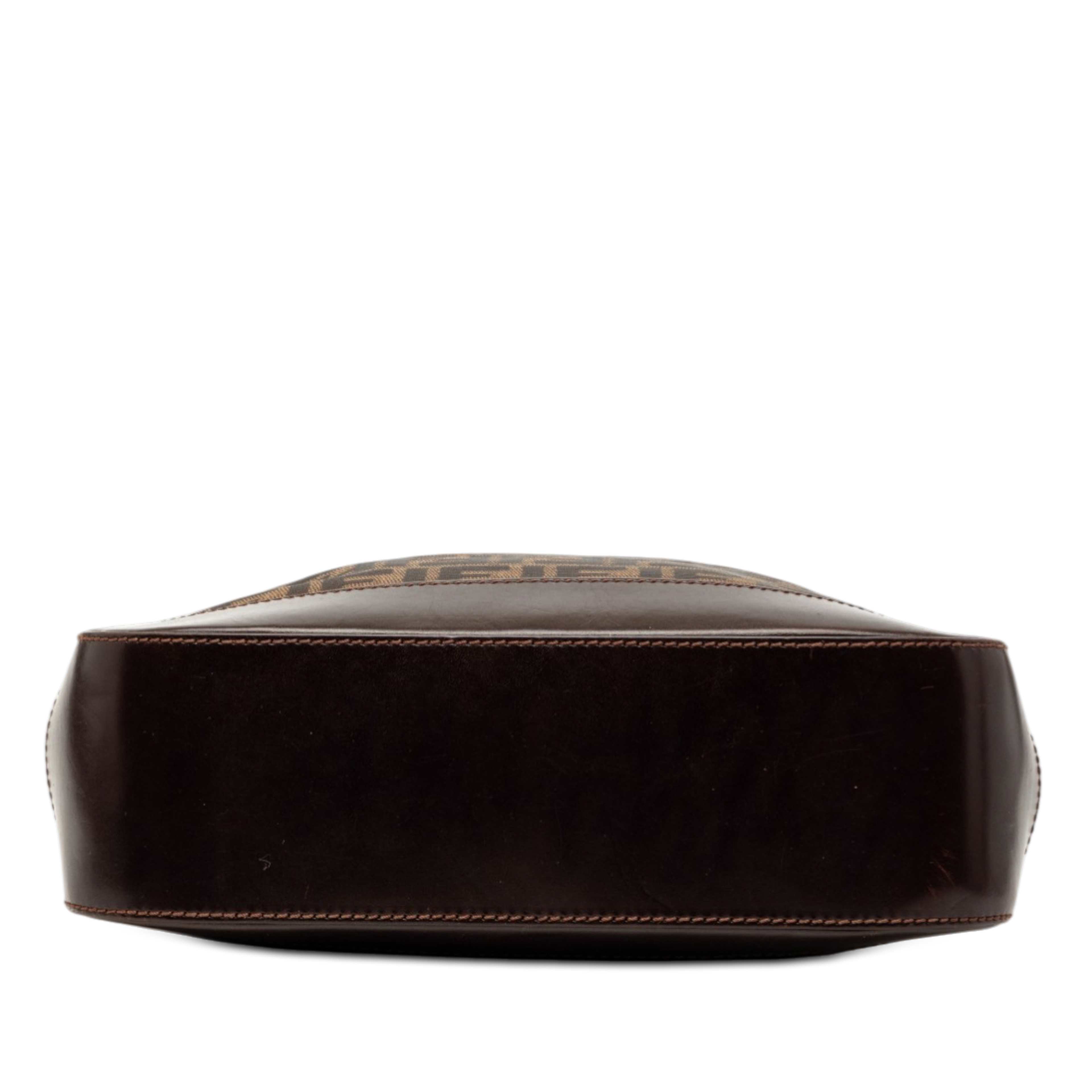 Fendi Zucca Canvas Tote, från Luxclusif, i färgen brown. Klicka för att öppna bilden i stort format