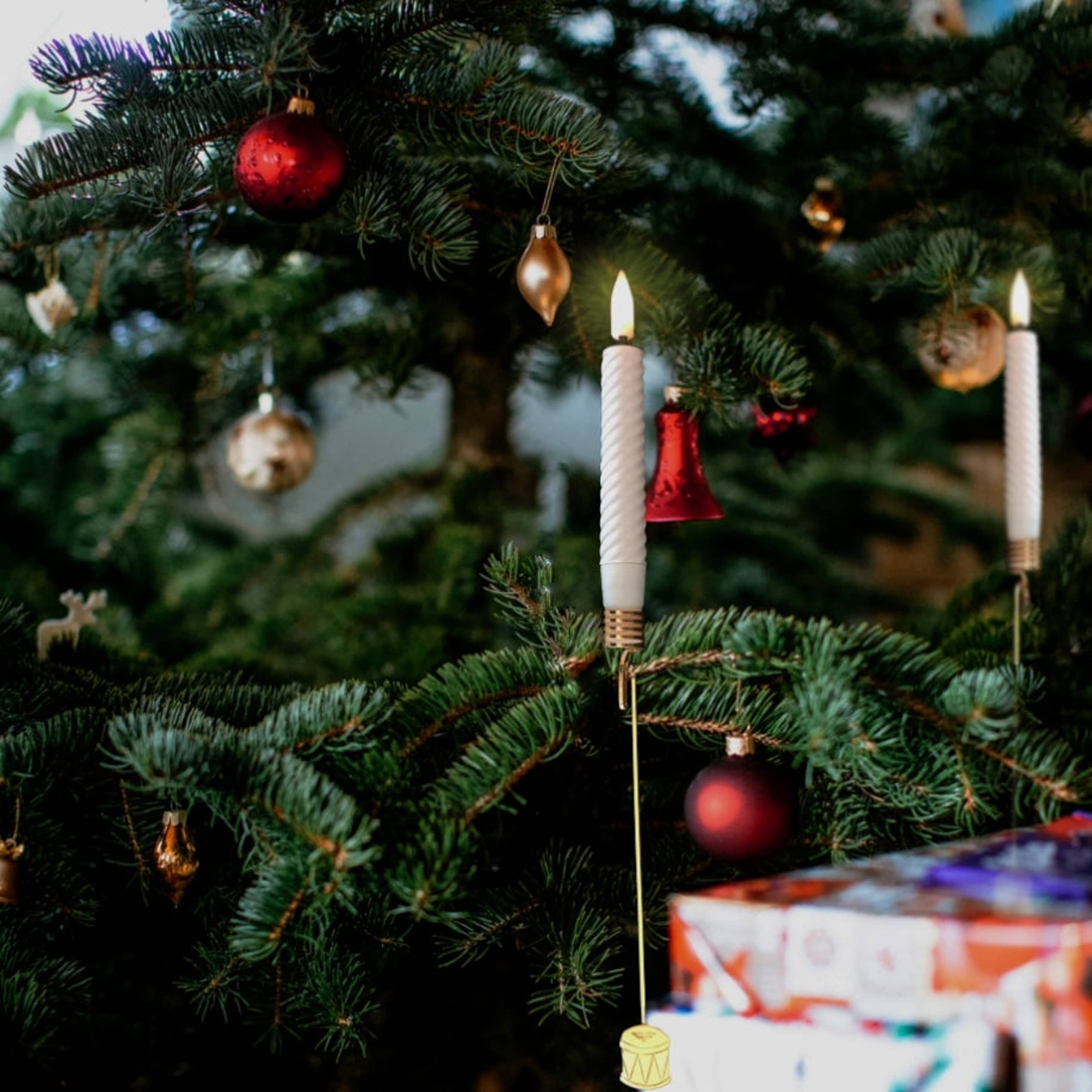 Vega Ultra Led Julgransbelysning Vit Ø1,2cm 8 St, från Led Nordic, i färgen white. Klicka för att öppna bilden i stort format