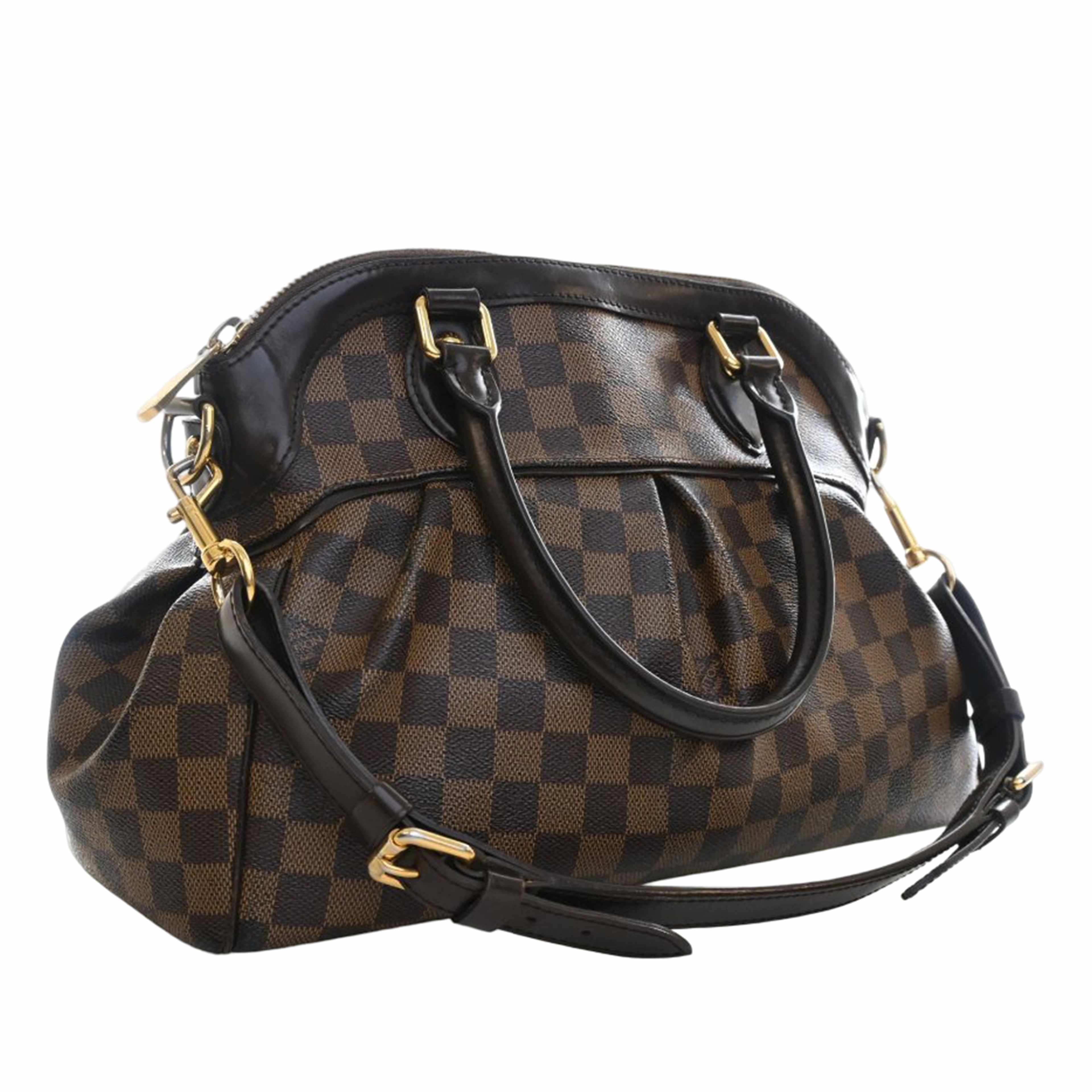 Louis Vuitton Damier Ebene Trevi Pm, från Luxclusif, i färgen brown. Klicka för att öppna bilden i stort format