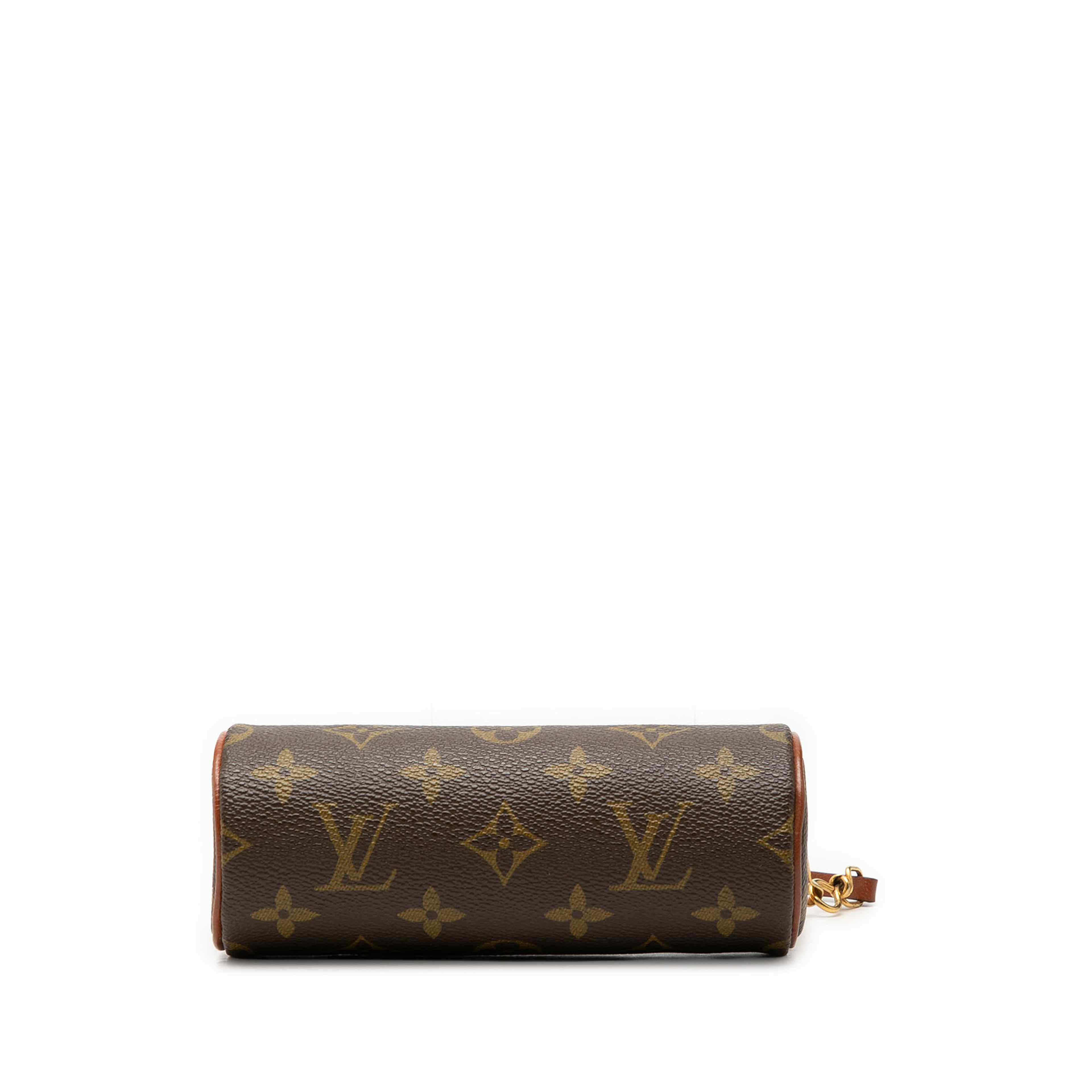 Louis Vuitton Monogram Papillon Pochette, från Luxclusif, i färgen brun. Klicka för att öppna bilden i stort format